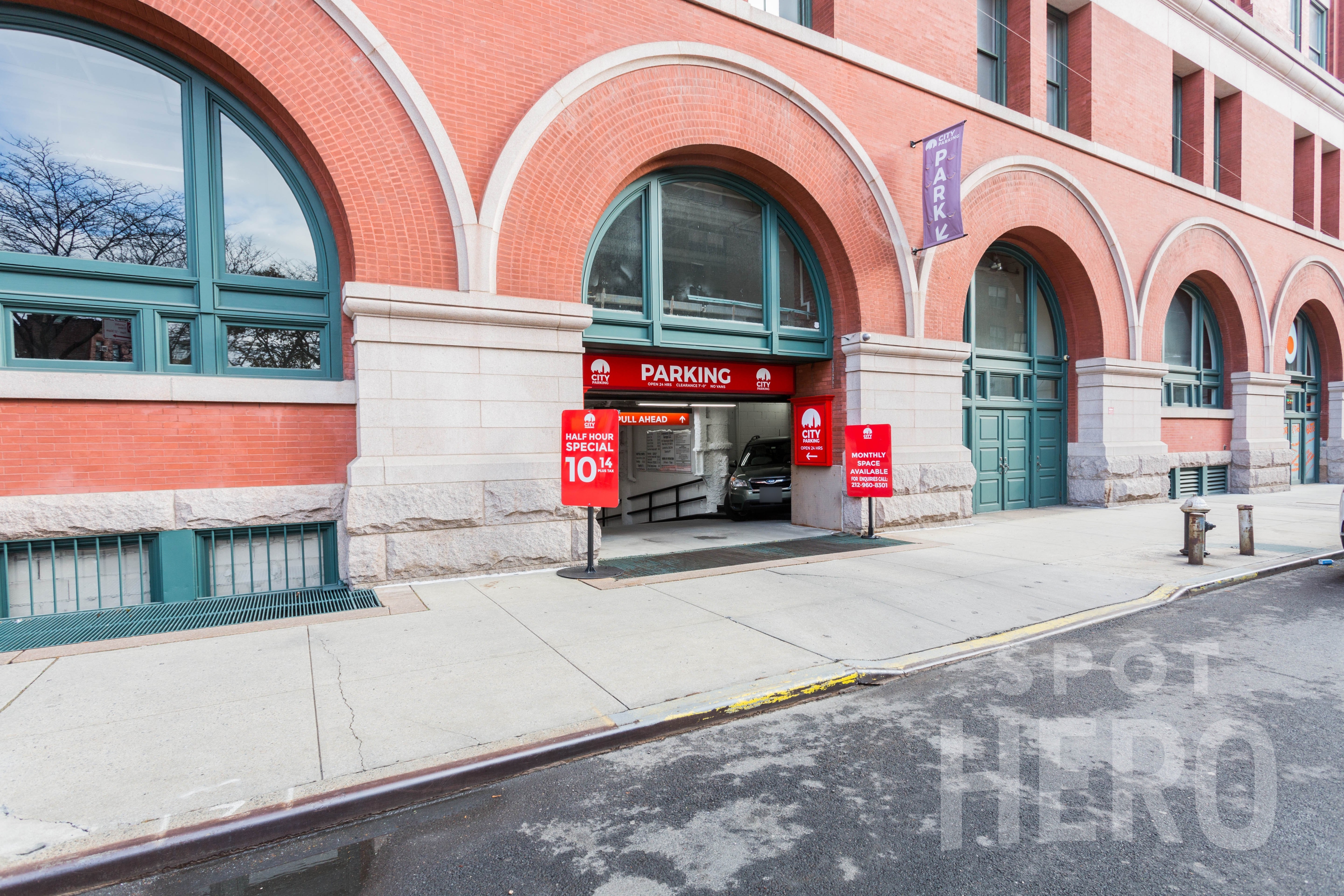 Photo of 641 Washington St. - Greenwich Street Garage