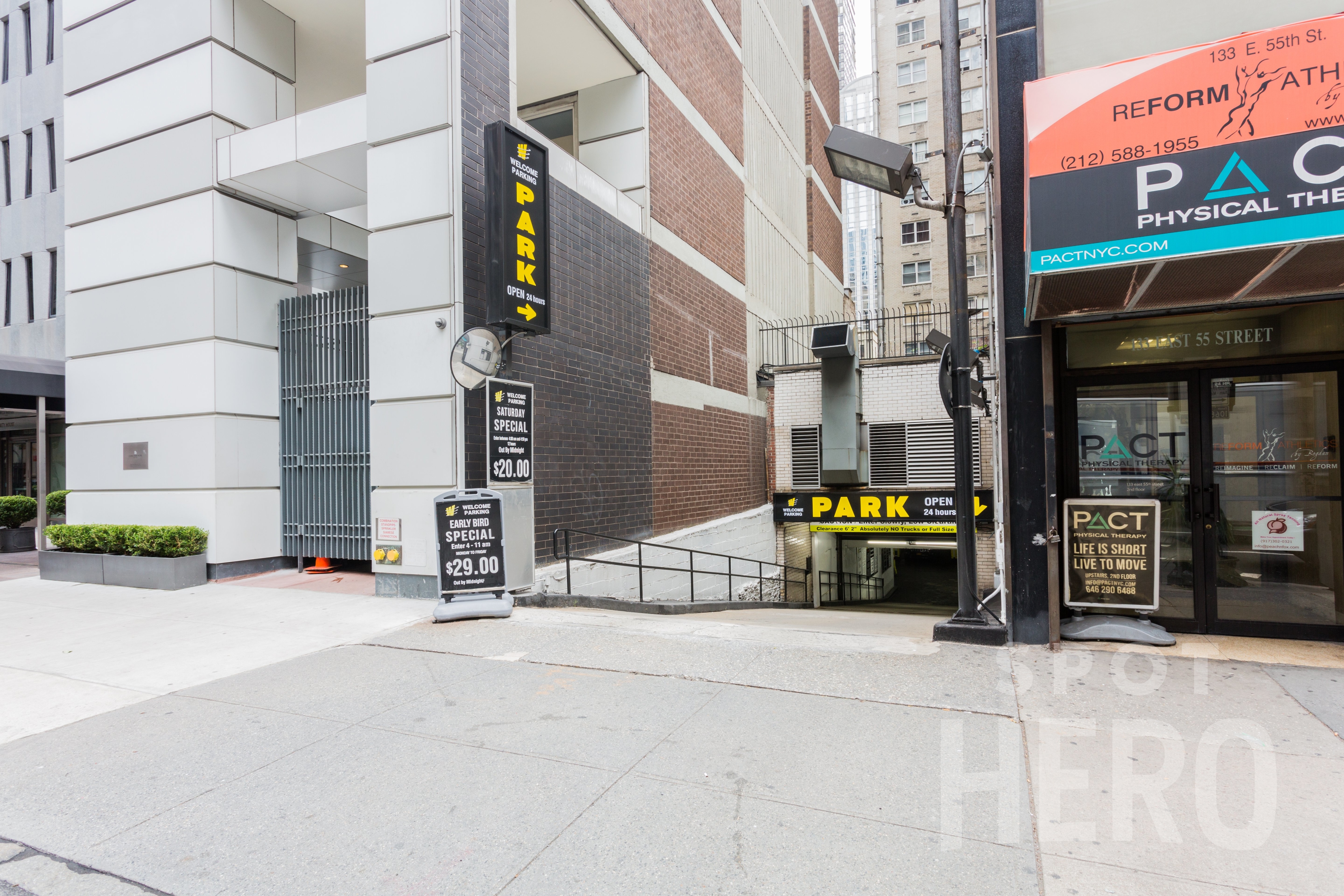 Photo of 131 E 55th St. - Valet Garage