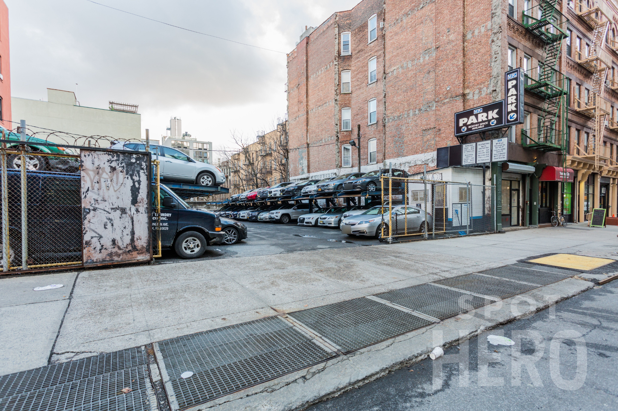 Photo of 1559 Lexington Ave. (1599 Lexington Ave.) - Valet Lot