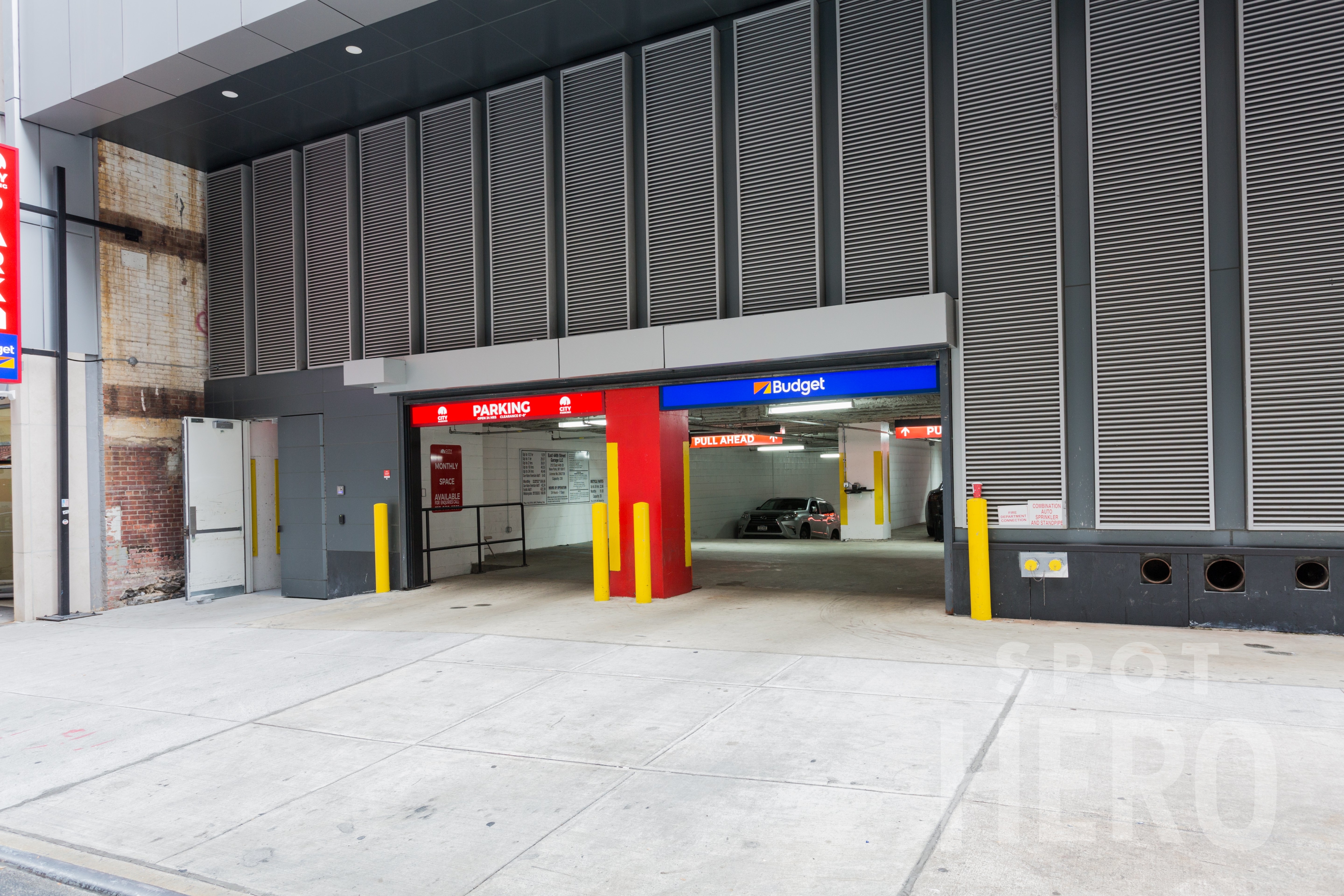 Photo of 213 E 43rd St. - Valet Garage