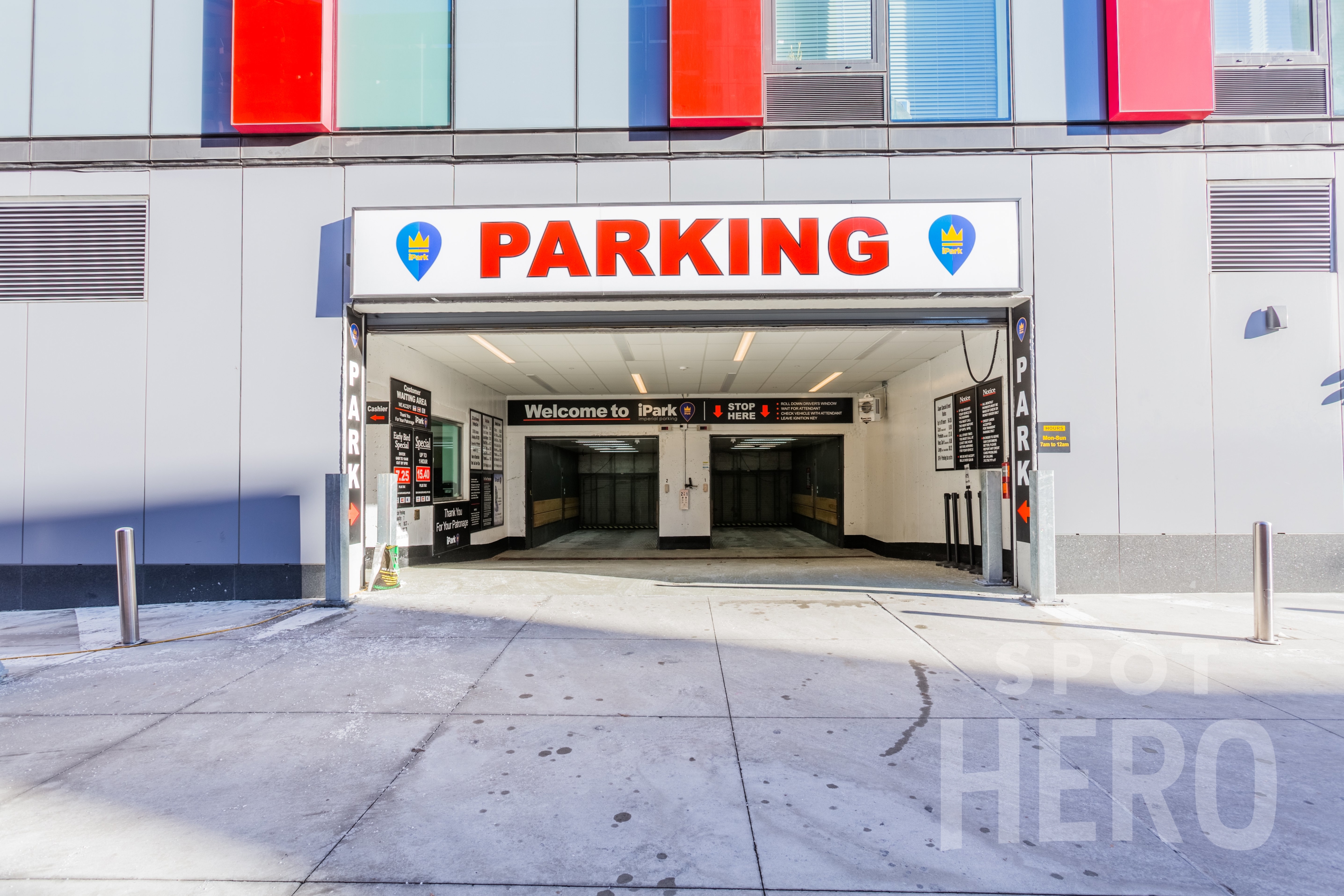 Photo of 475 Dean St. (38 6th Ave.) - Valet Garage