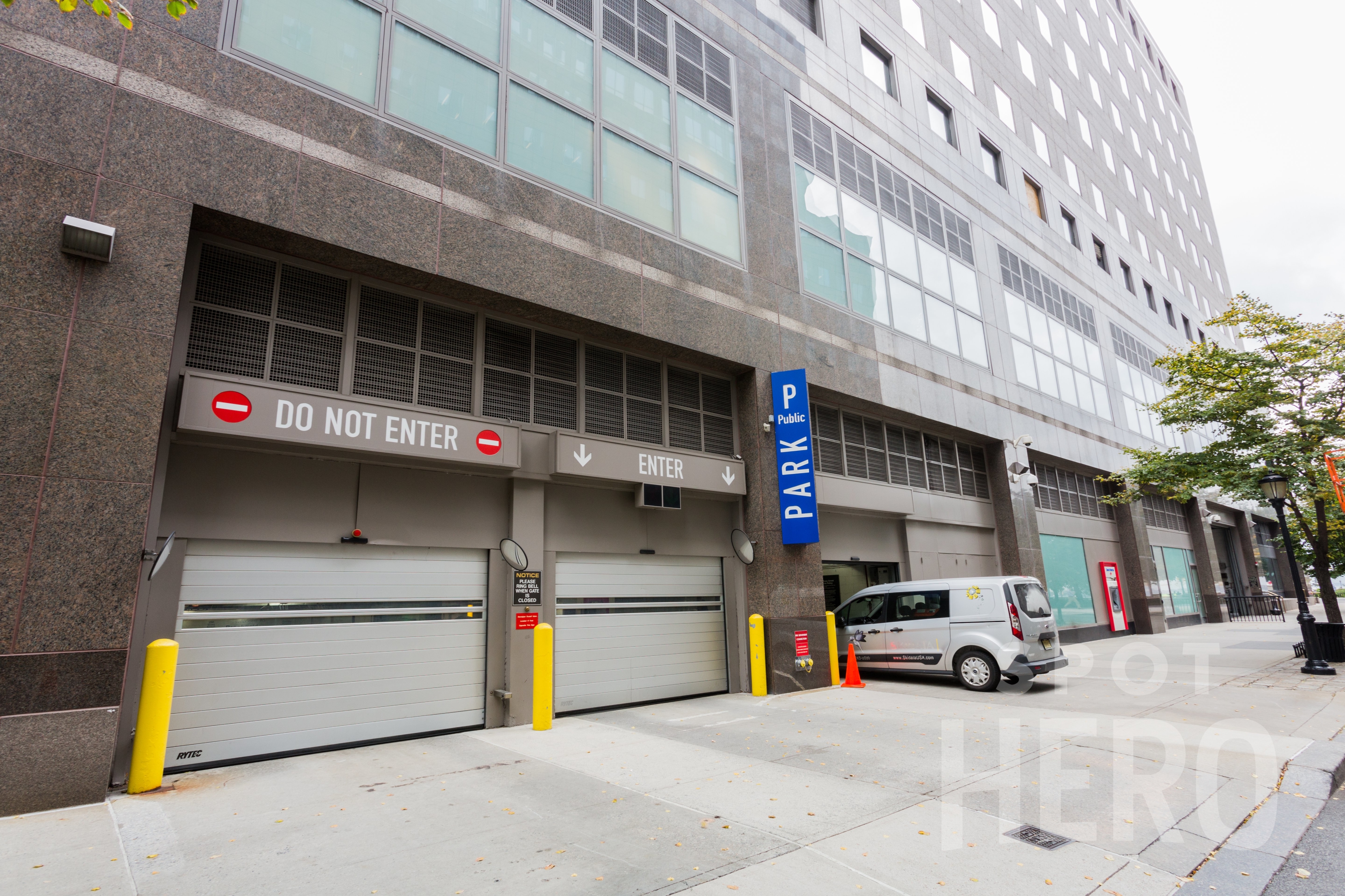 Photo of 60 North End Ave. (250 Vesey) - Valet Garage