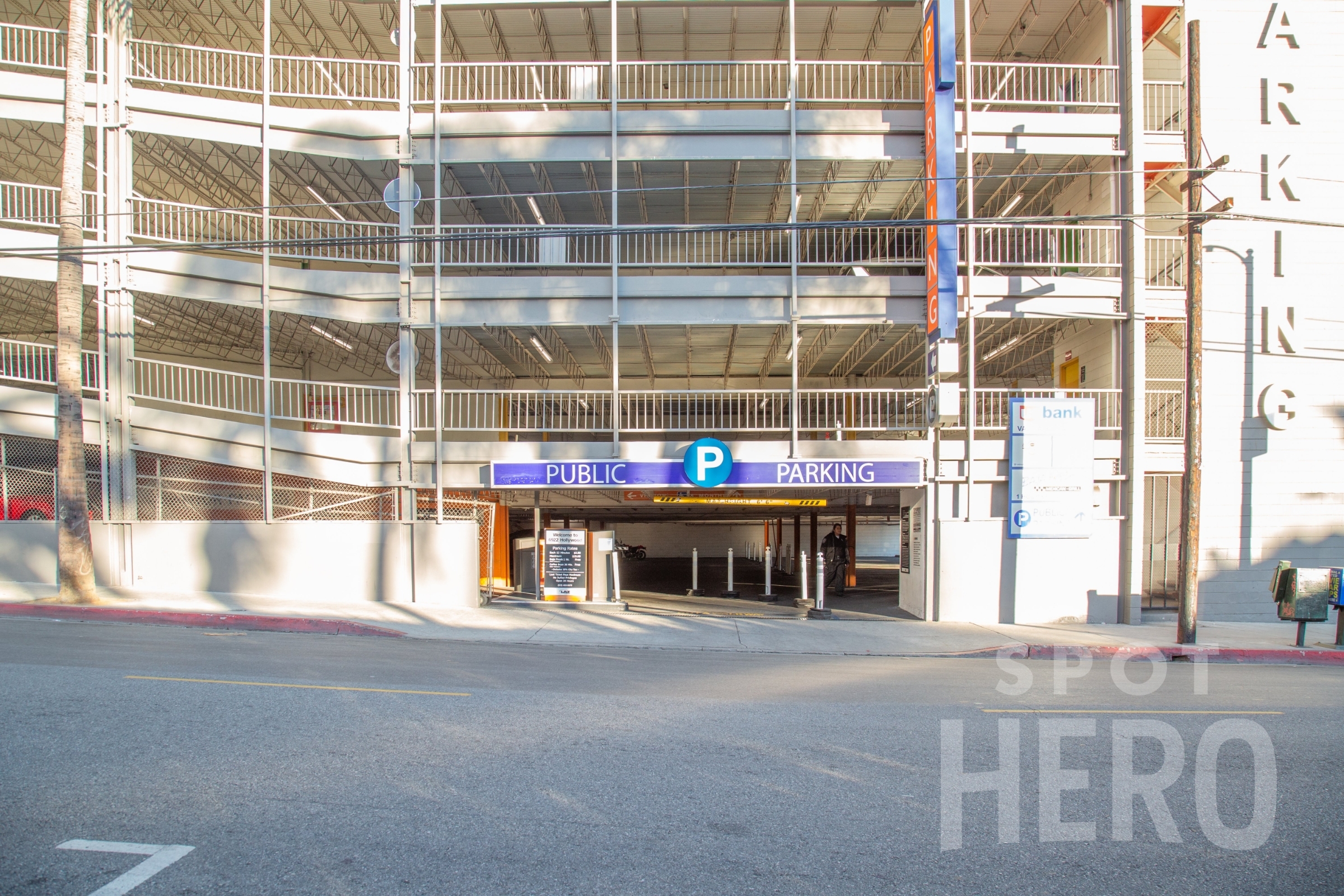 Photo of 6922 Hollywood Blvd. (1635 N Orange Dr.) - Garage