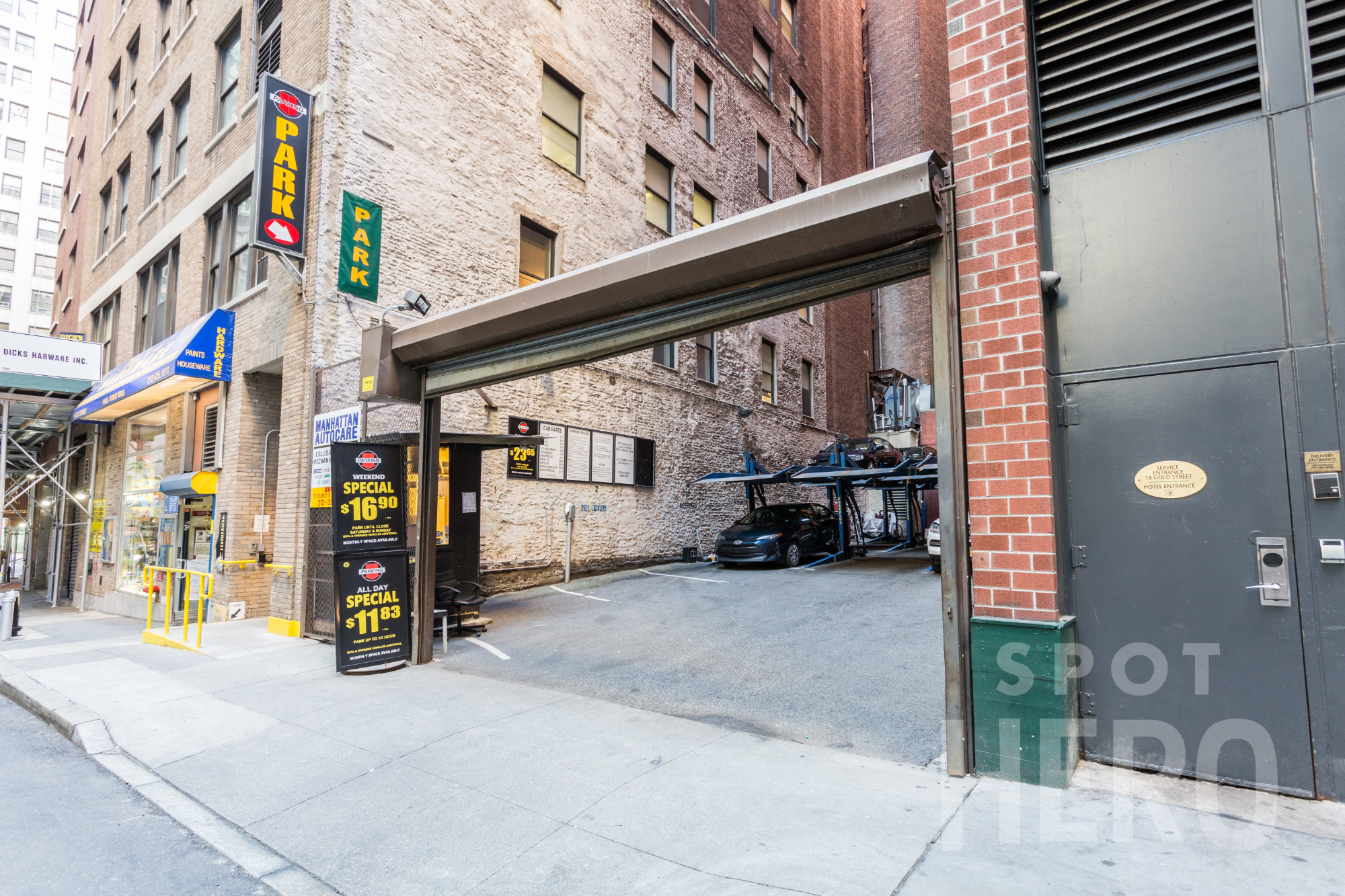 Photo of 13 Gold St - Valet Lot