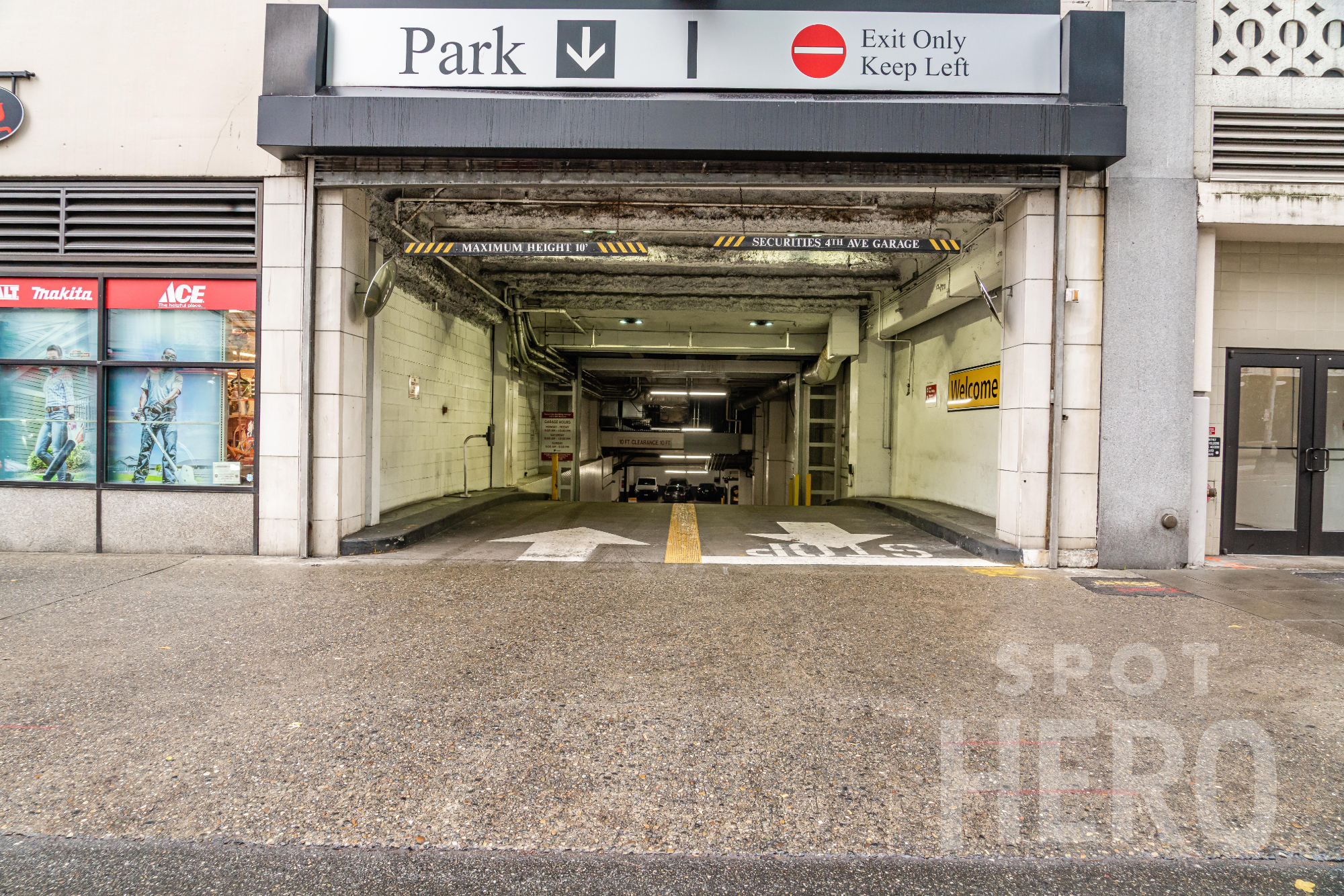 Photo of 1913 4th Ave. - Garage 2