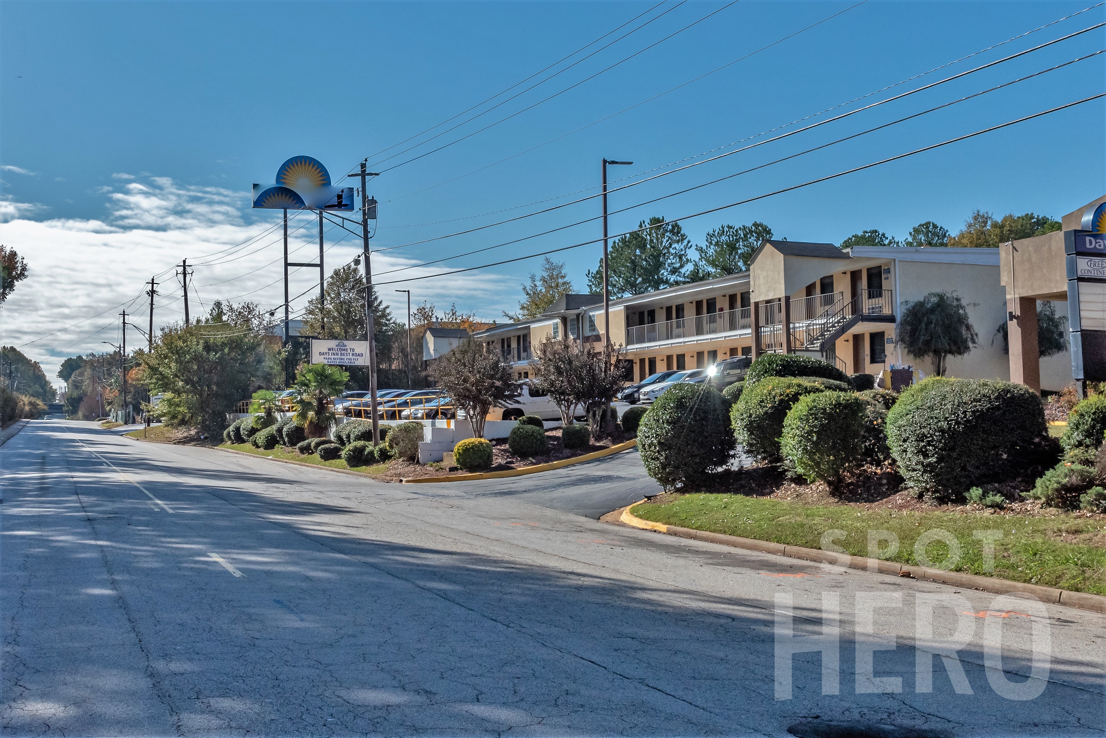 Photo of Days Inn College Park - Uncovered Self Park