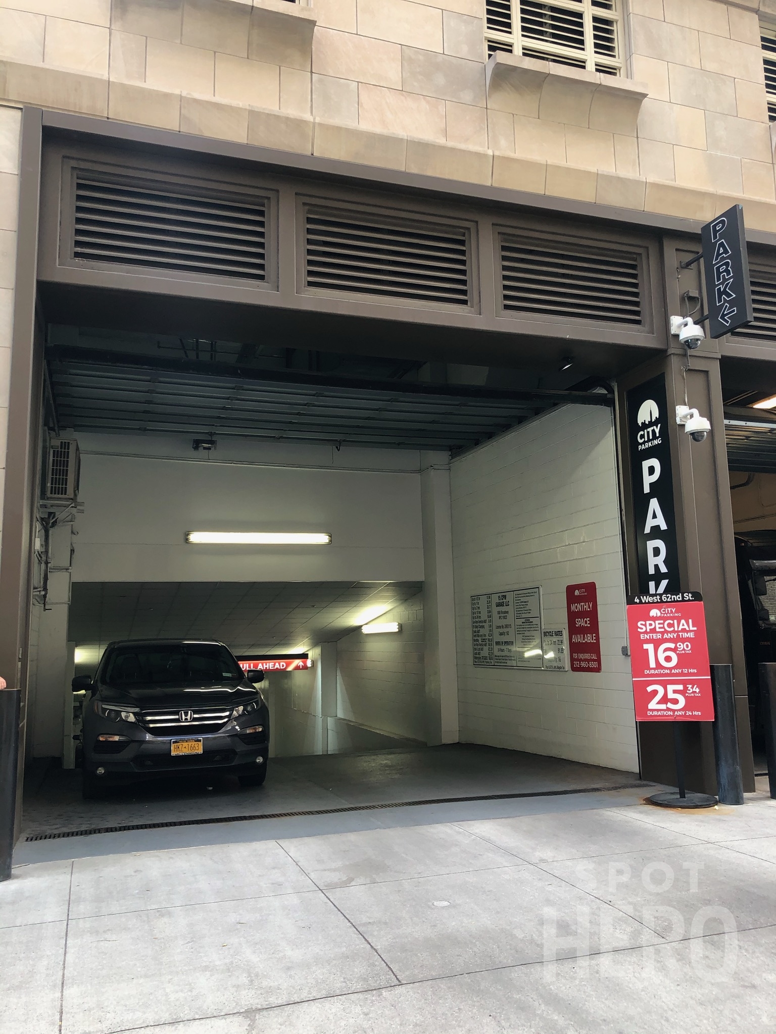 Photo of 1880 Broadway (4 W 62nd Street) - Valet Garage