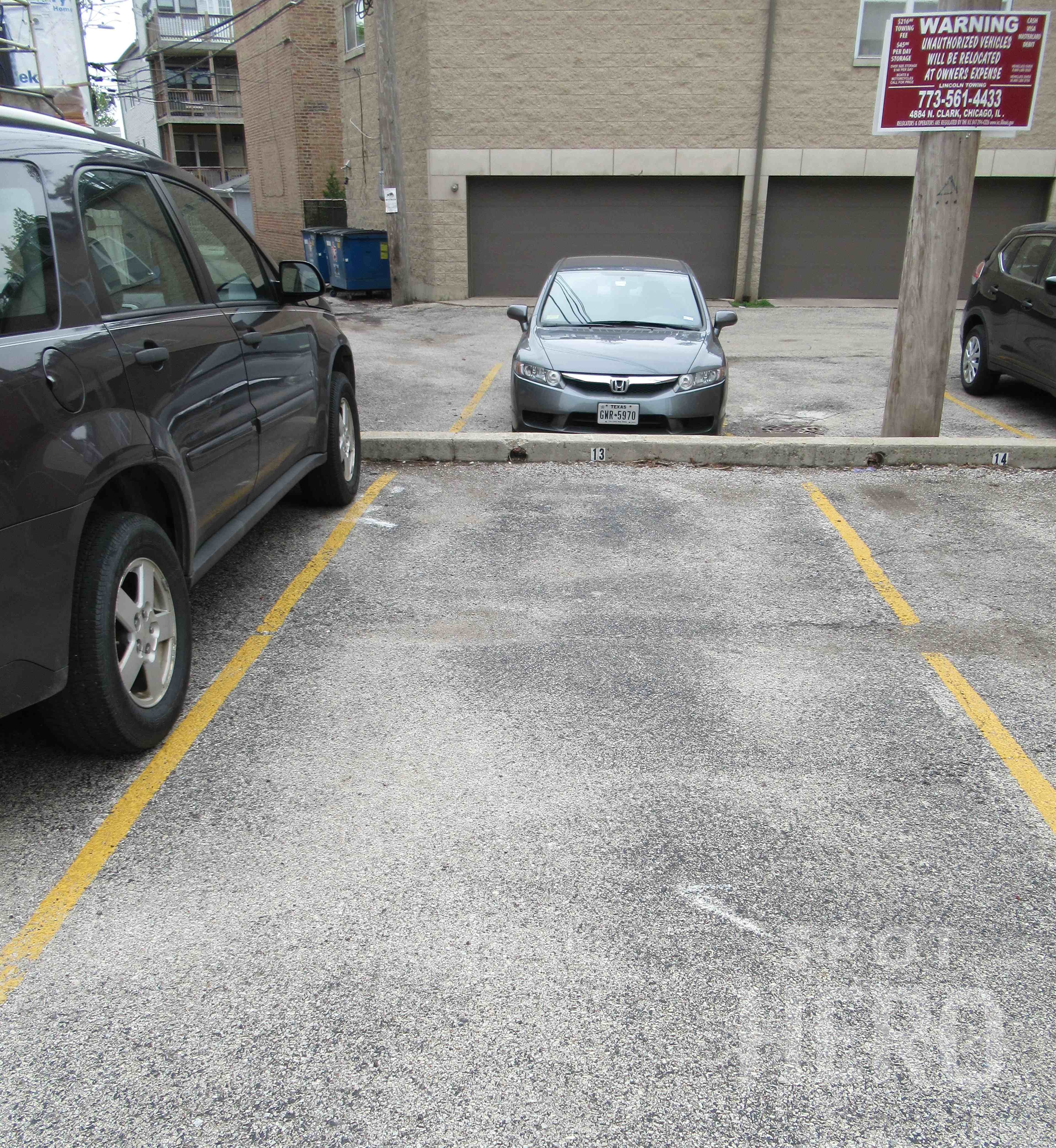 Photo of 1122 W Newport Ave. - Spot #13