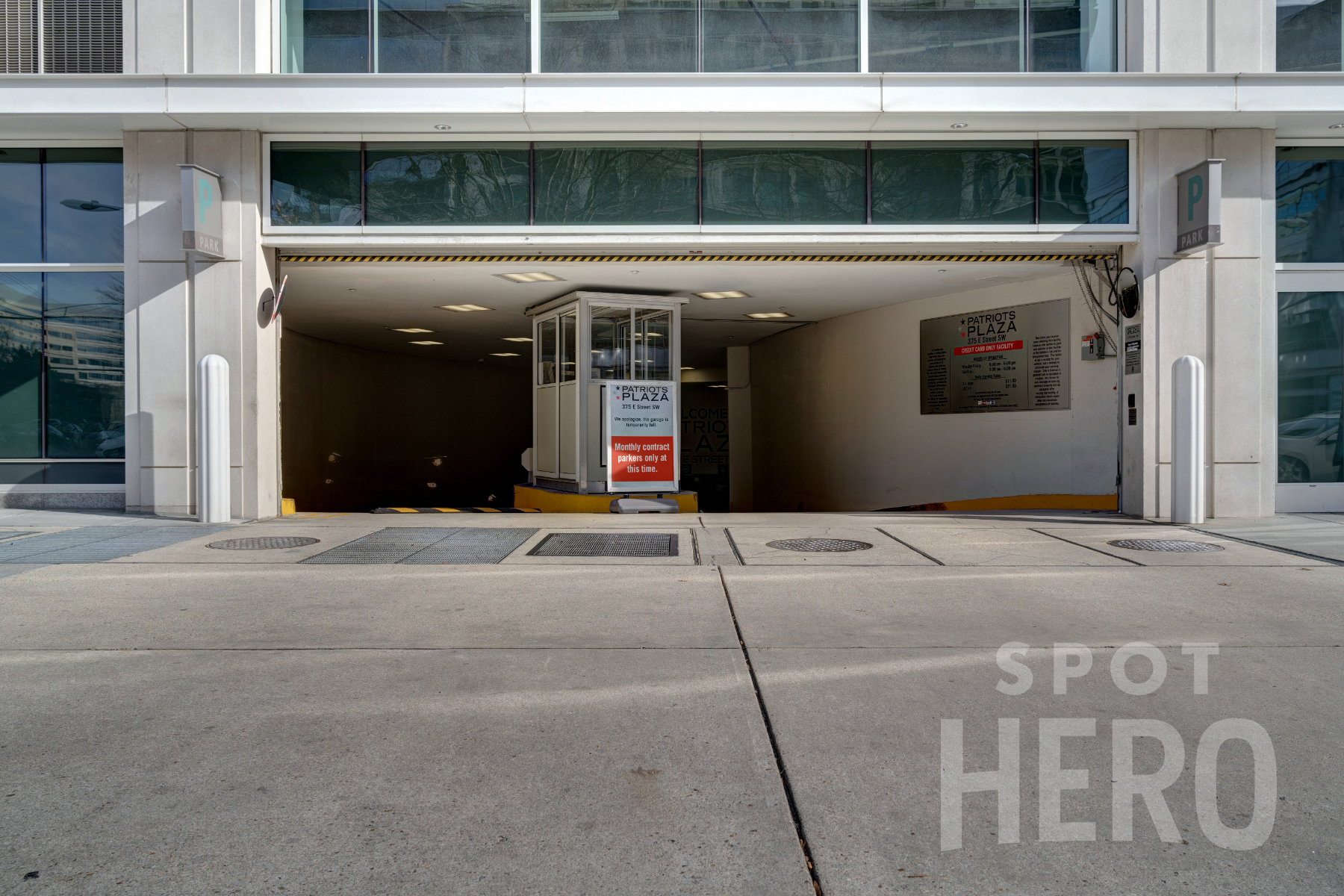 Photo of 420 4th St. SW (375 E St. SW) - Patriot Plaza Garage