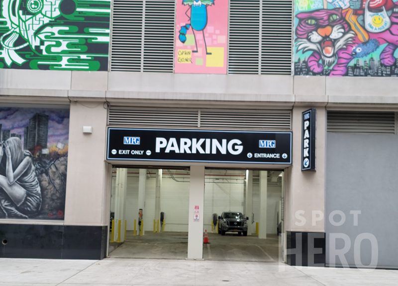 Photo of 45-50 Davis St. (22-44 Jackson Ave.) - Garage
