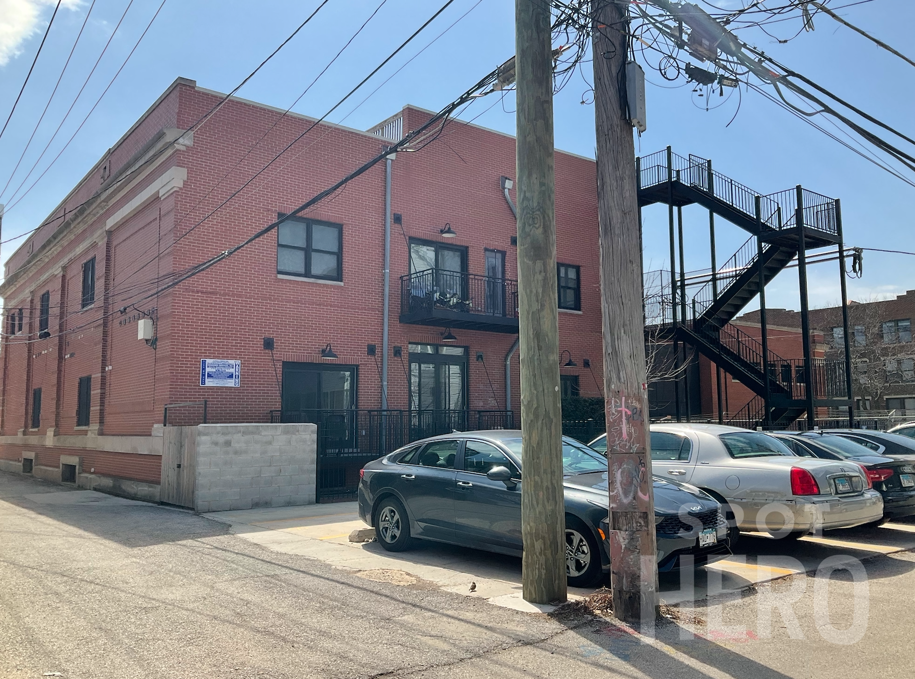 Photo of 1044 W Newport Ave.