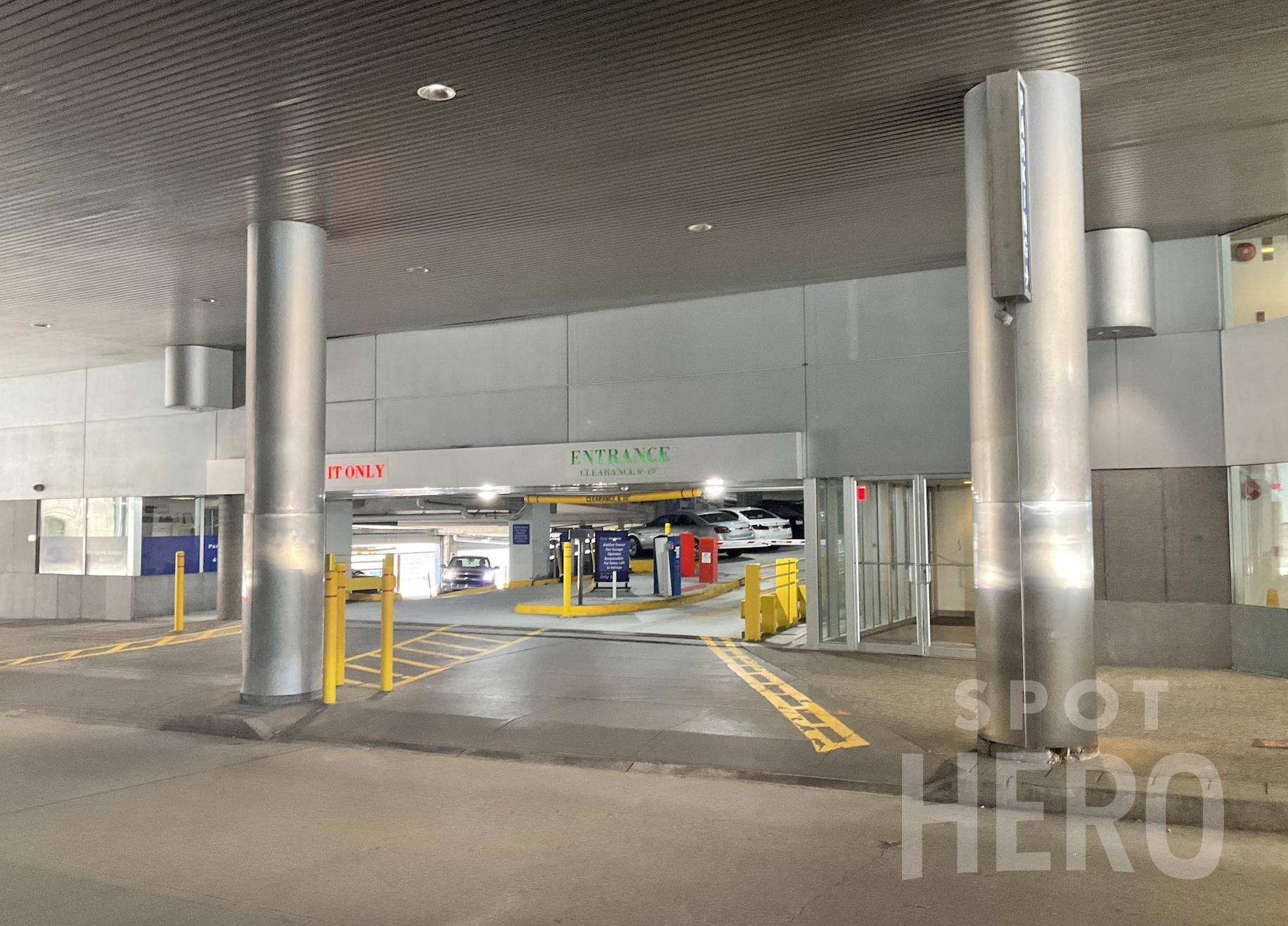 Photo of 399 Cherry Way. (301 Grant St.) - One Oxford Centre Garage