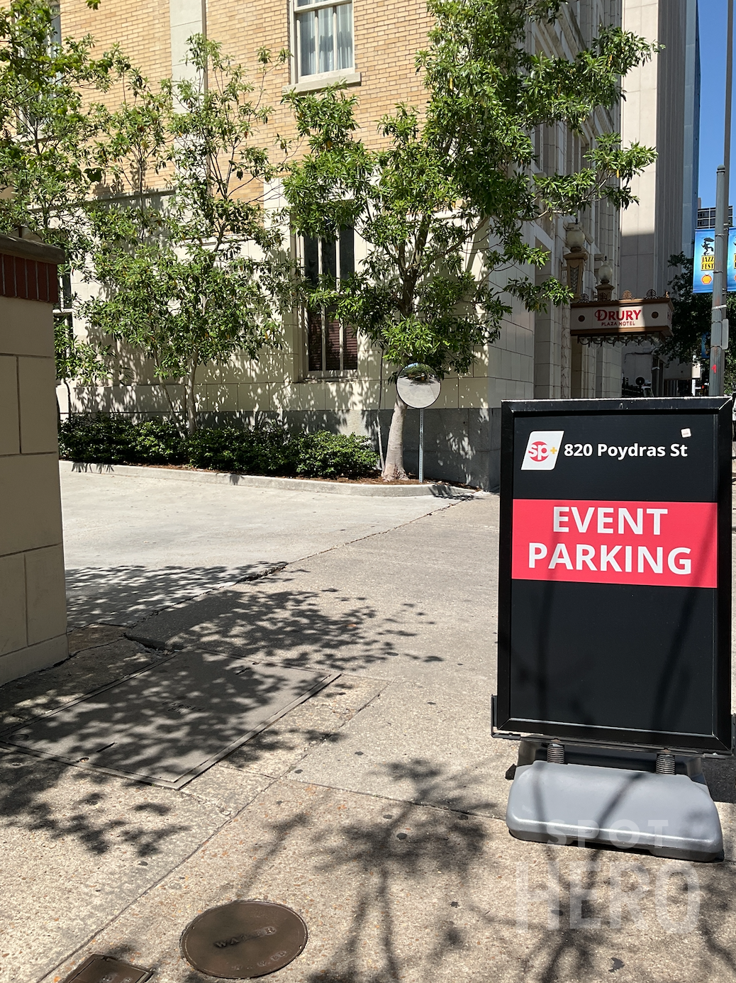Photo of 820 Poydras St. - Drury Parking