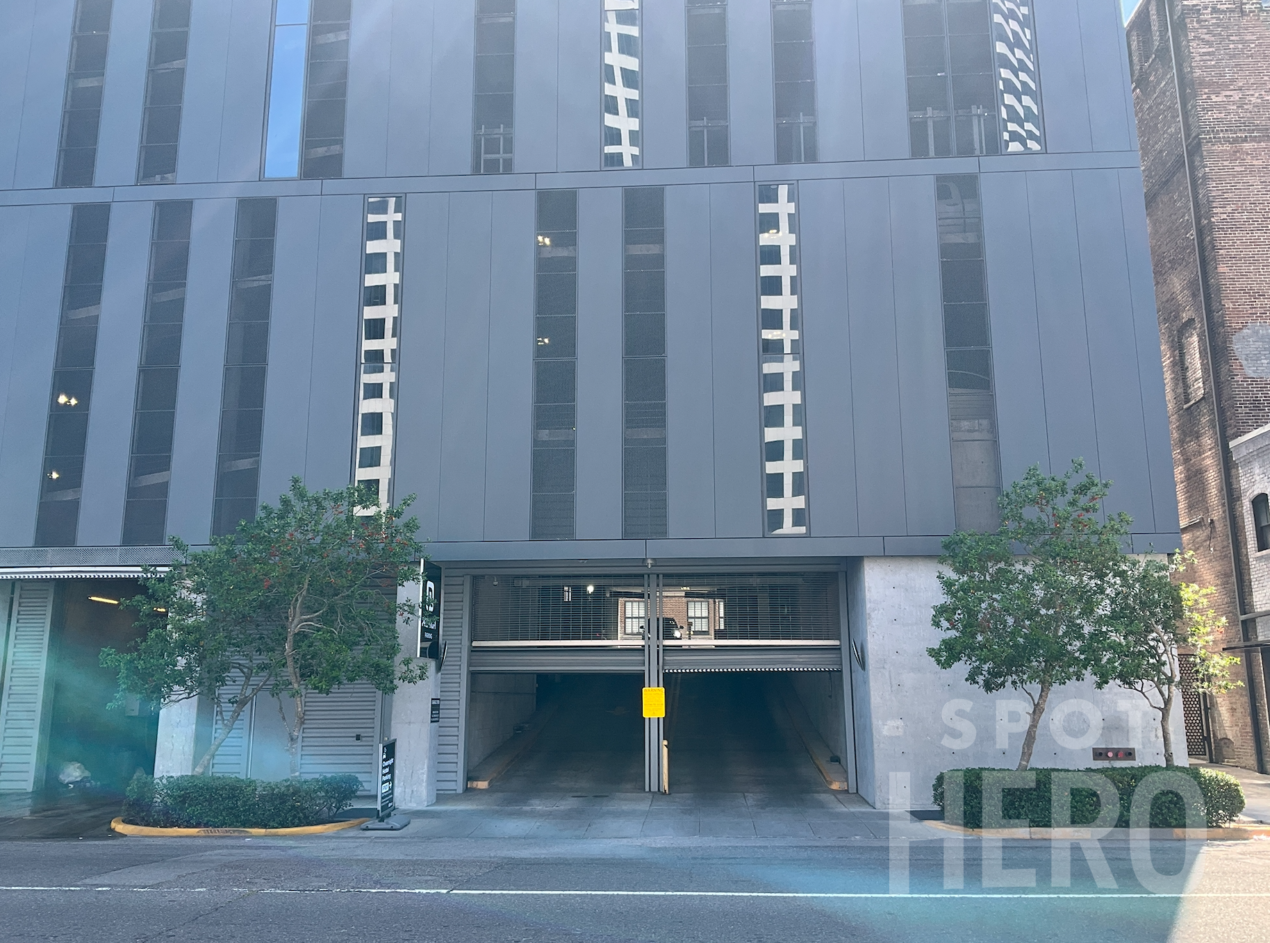 Photo of P101 (930 Poydras St.) - Garage