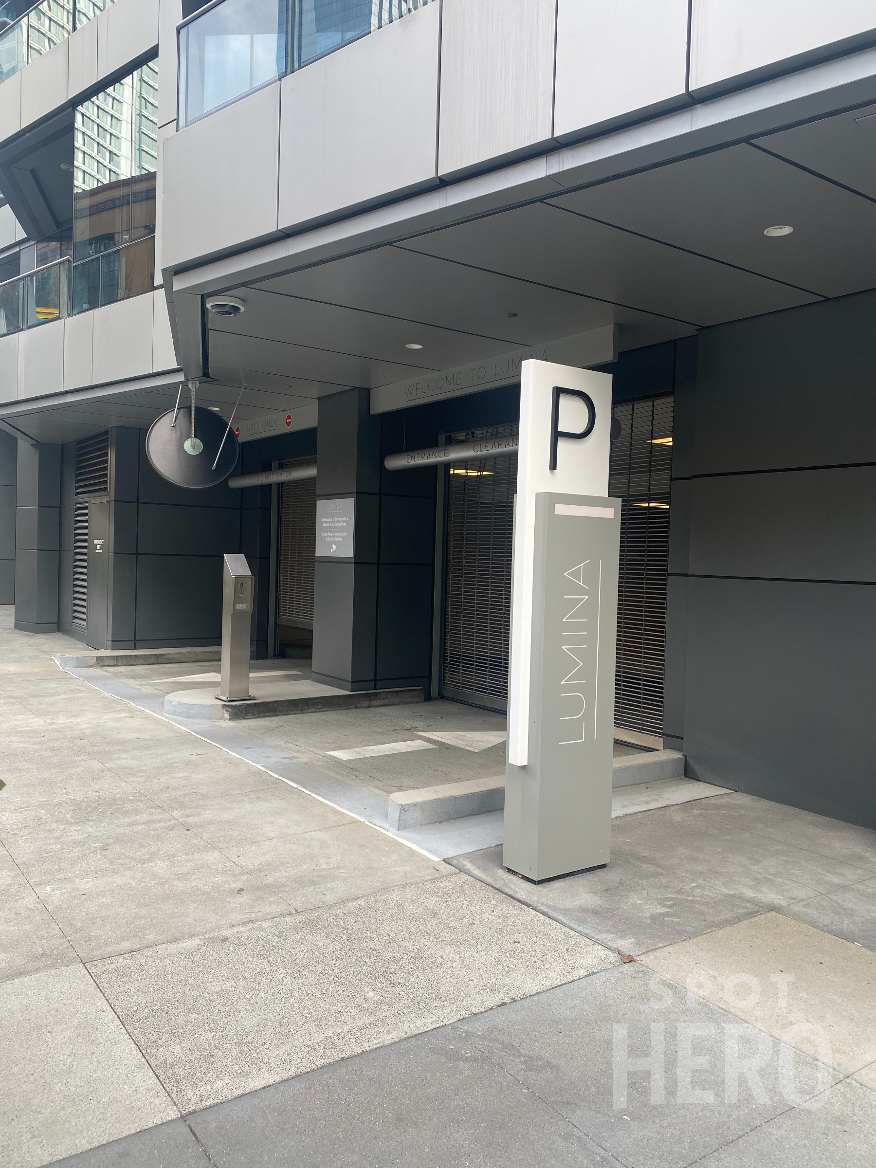 Photo of 333 Beale St. - Lumina Luxury Apartments Valet Garage