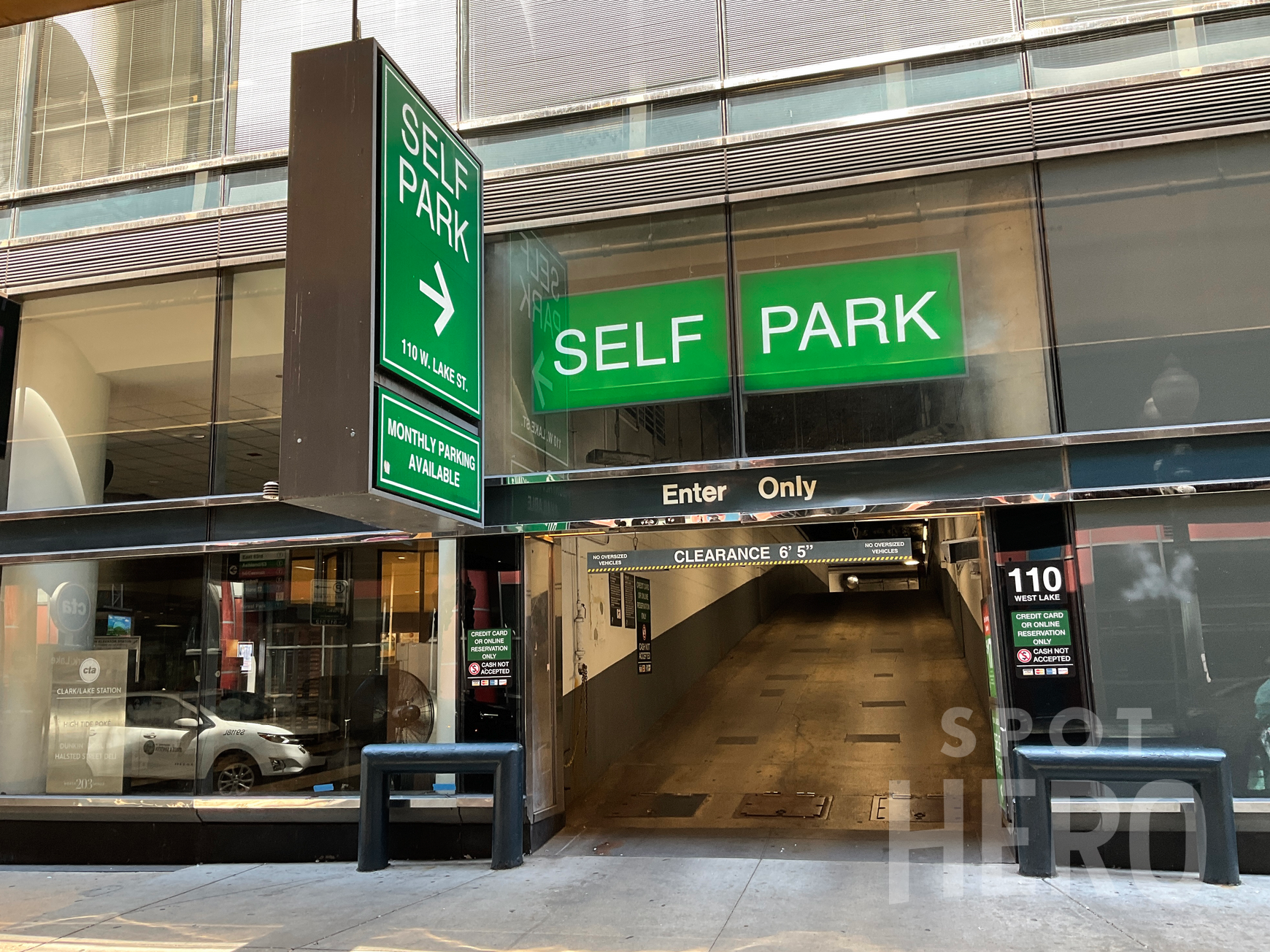 Photo of 110 West Lake Street (200 N Clark)