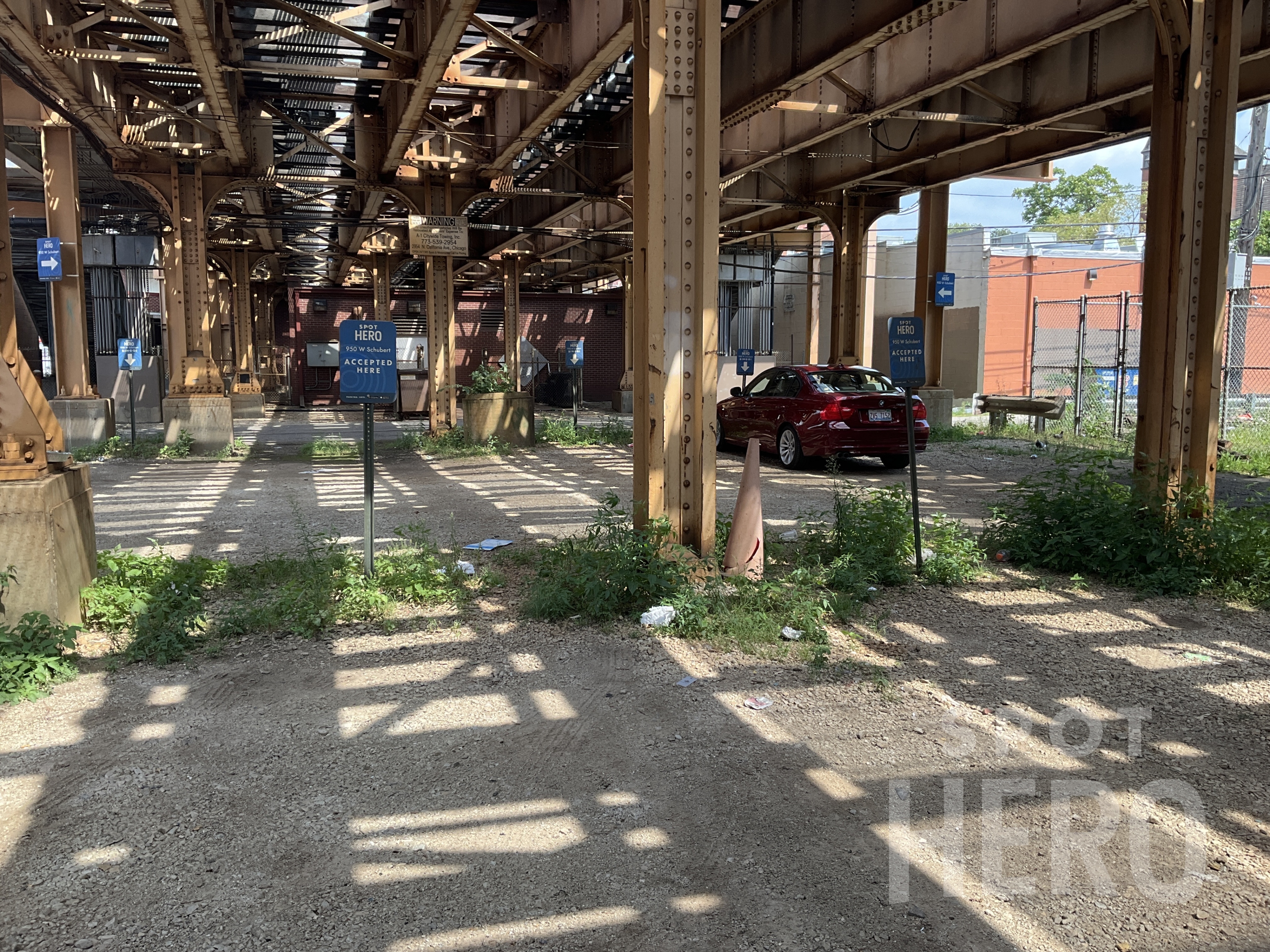 Photo of 950 W Schubert Ave - Under EL Zone 51849