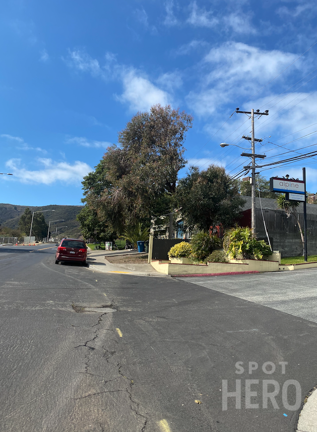 Photo of Alpine Inn & Suites - Uncovered Self Park