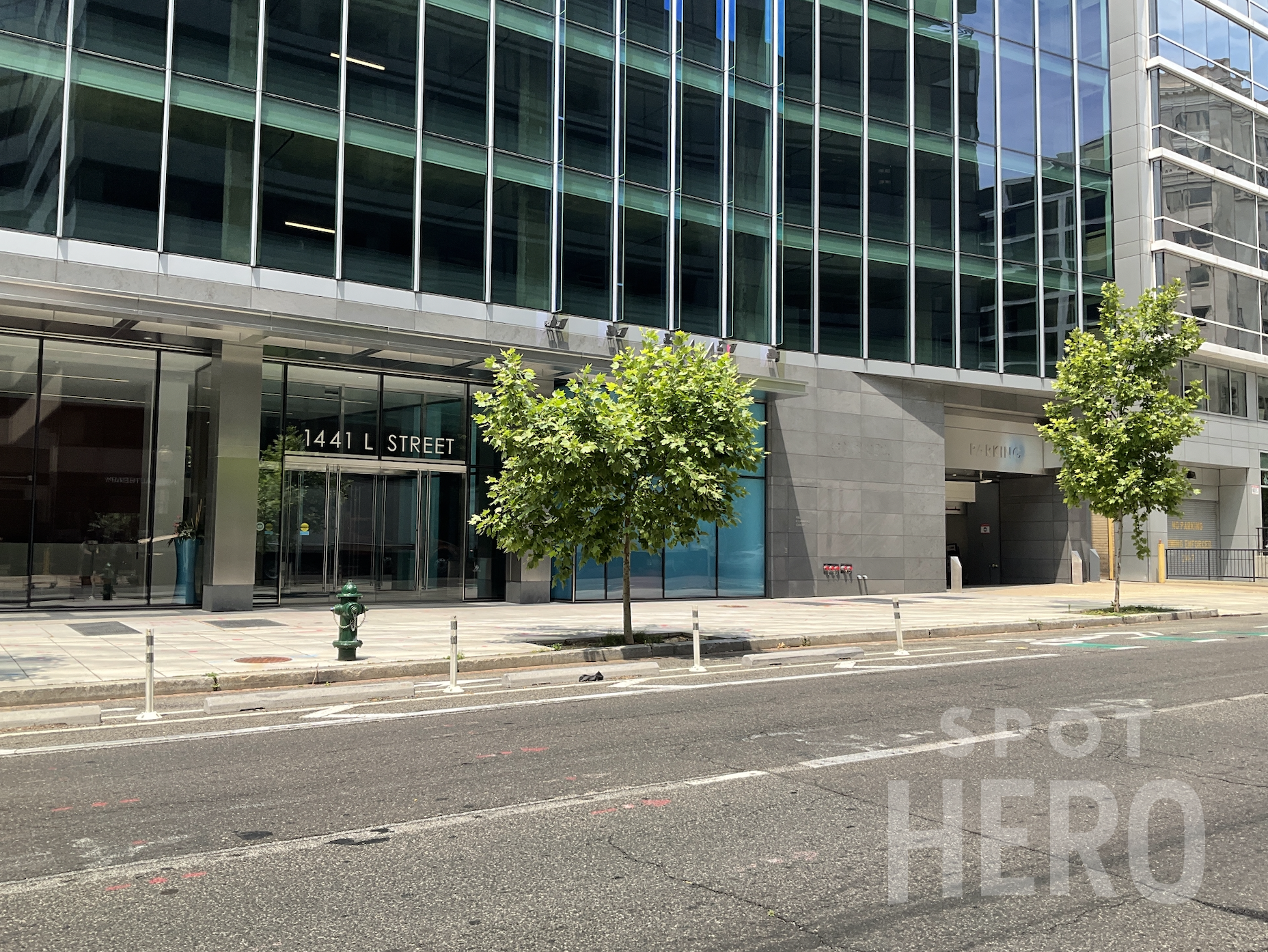 Photo of 1441 L St. NW - Garage