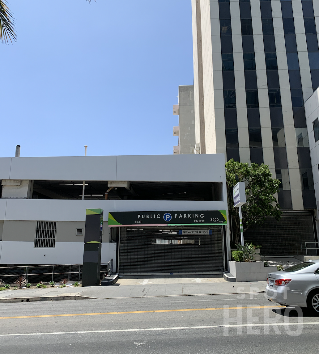 Photo of 661 Vermont Ave. (3200 Wilshire Blvd.) - Wilshire Towers Garage
