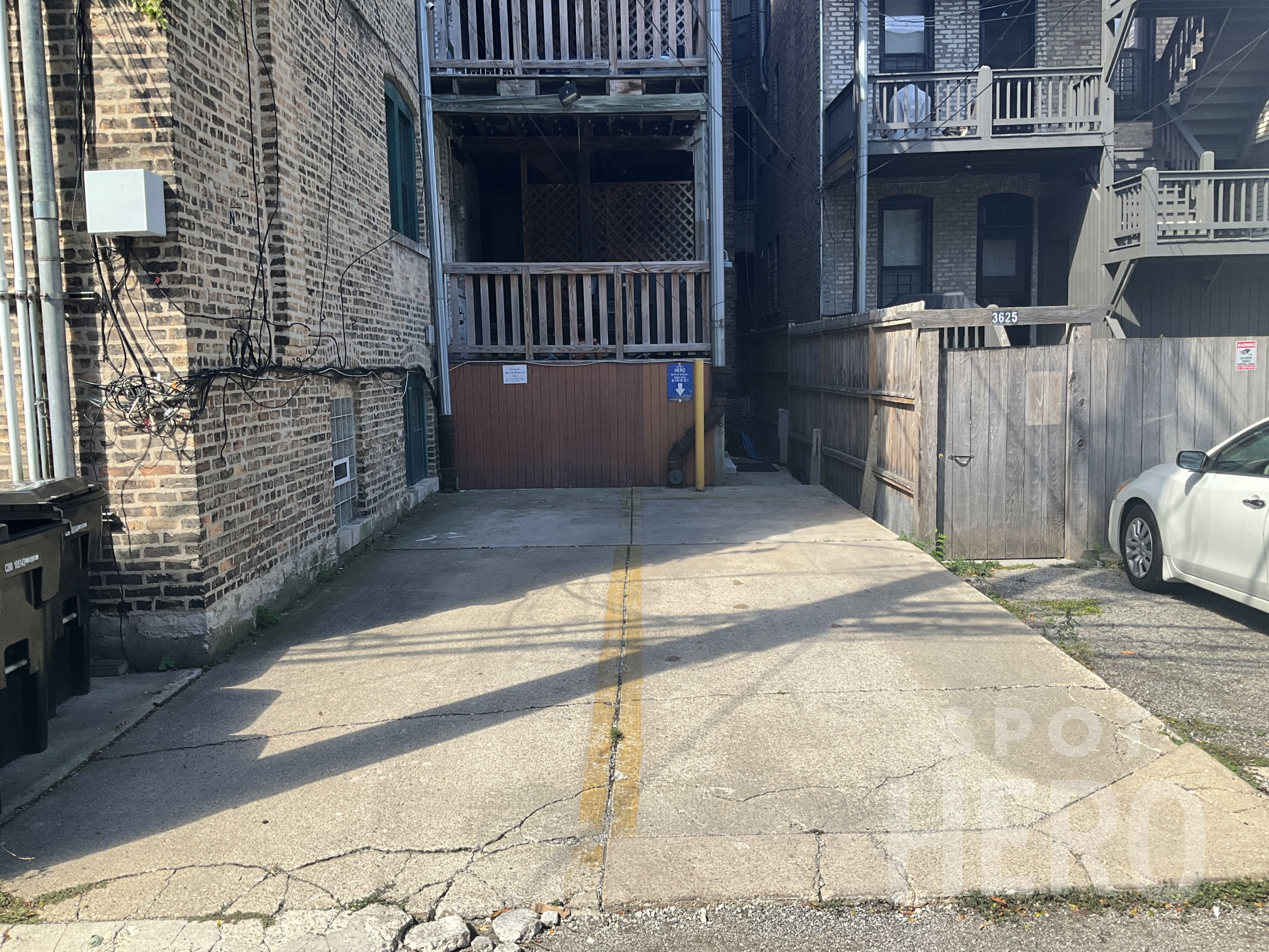 Photo of 3619 N Wilton Ave. - Right Spot