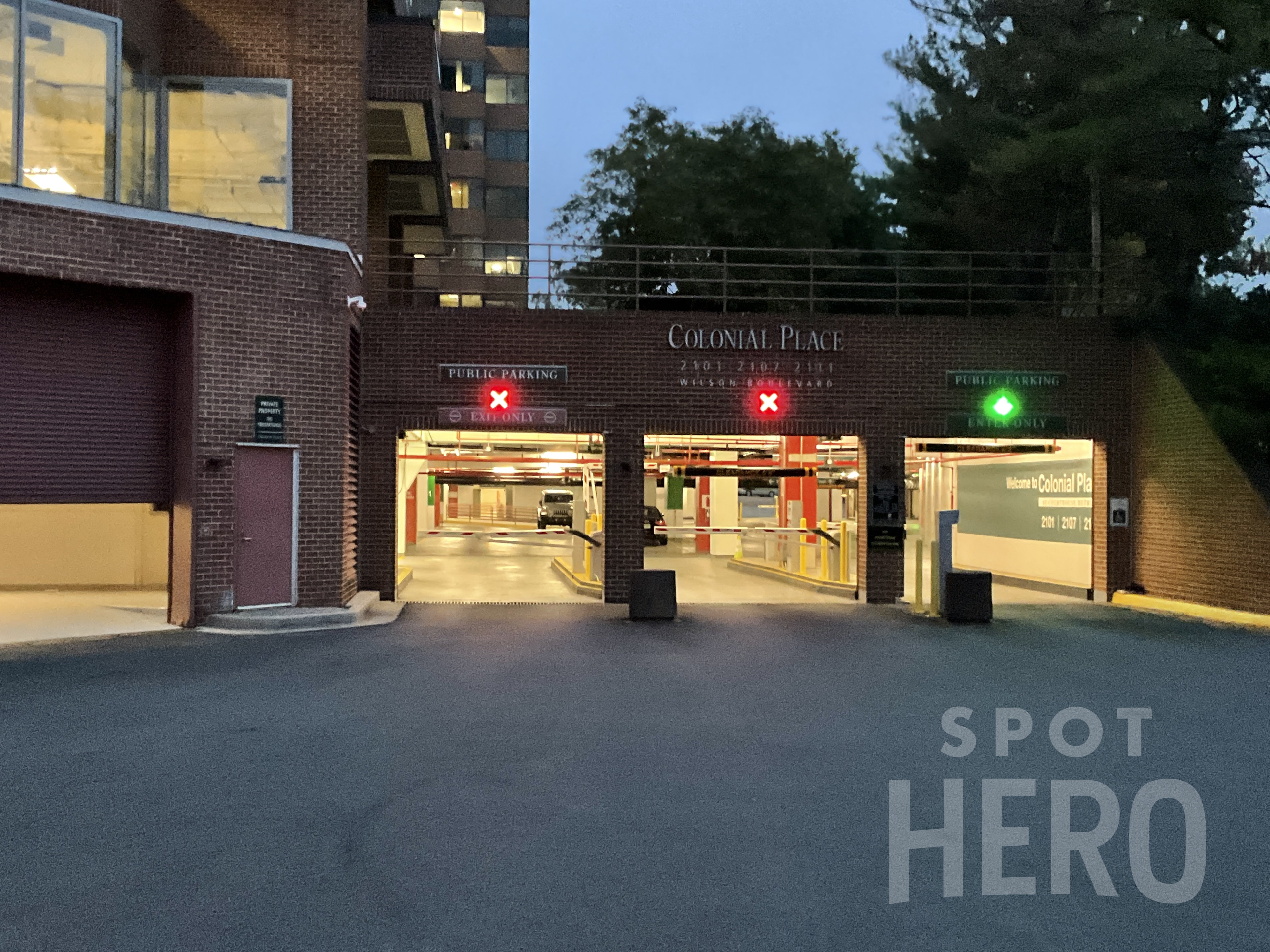 Photo of 2101 Wilson Blvd. - Colonial Place Garage