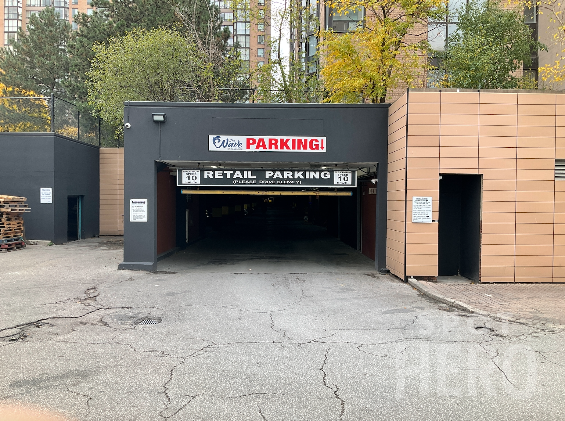 Photo of 289 Enfield Pl. (265 Enfield Pl.) - Garage 265
