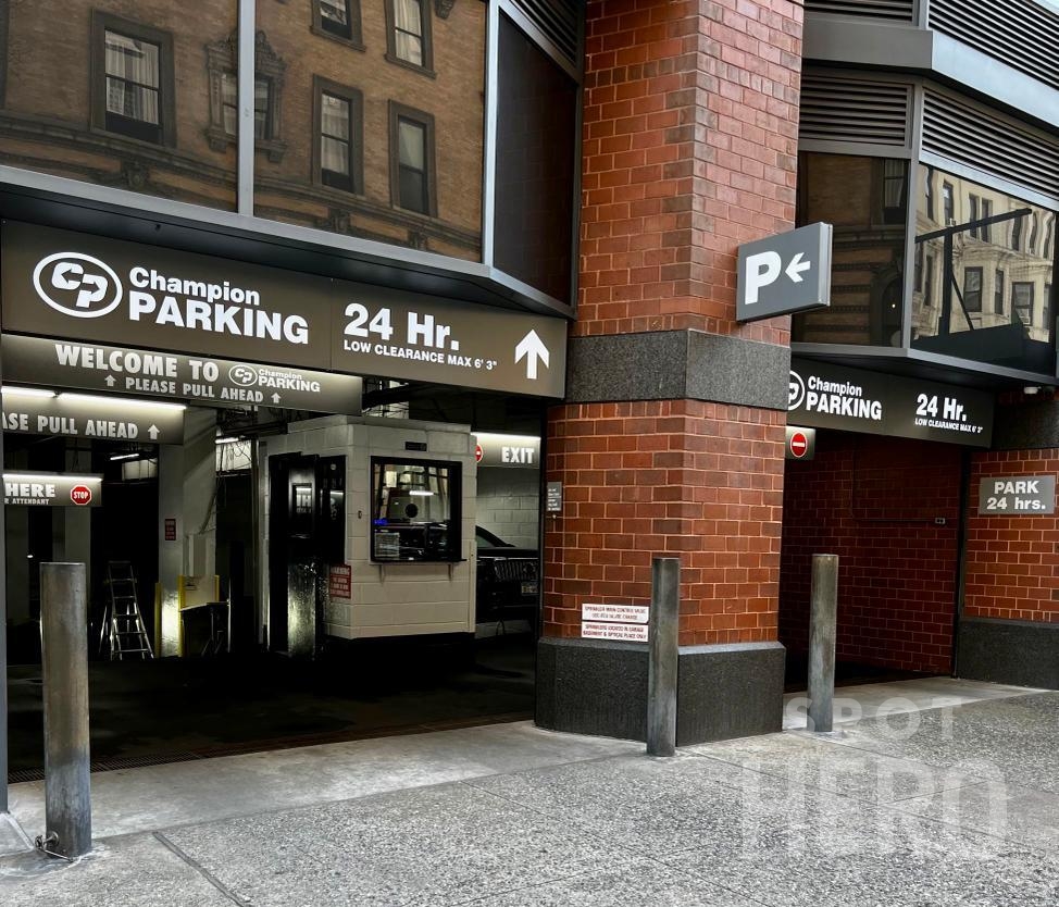 Photo of 155 W 70th St. - Garage