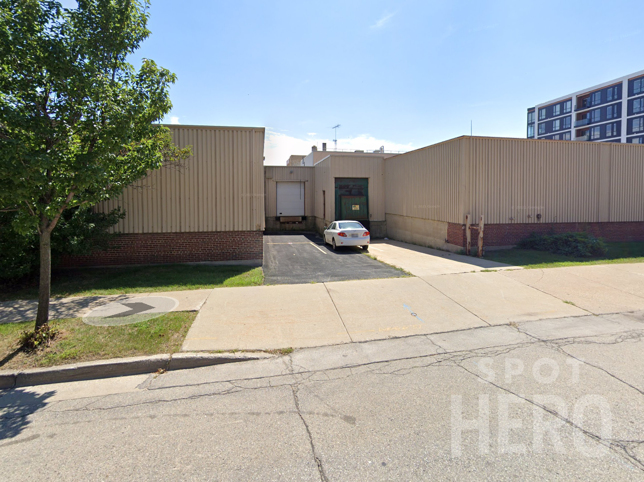 Photo of 598 E St Paul Ave. - Lot