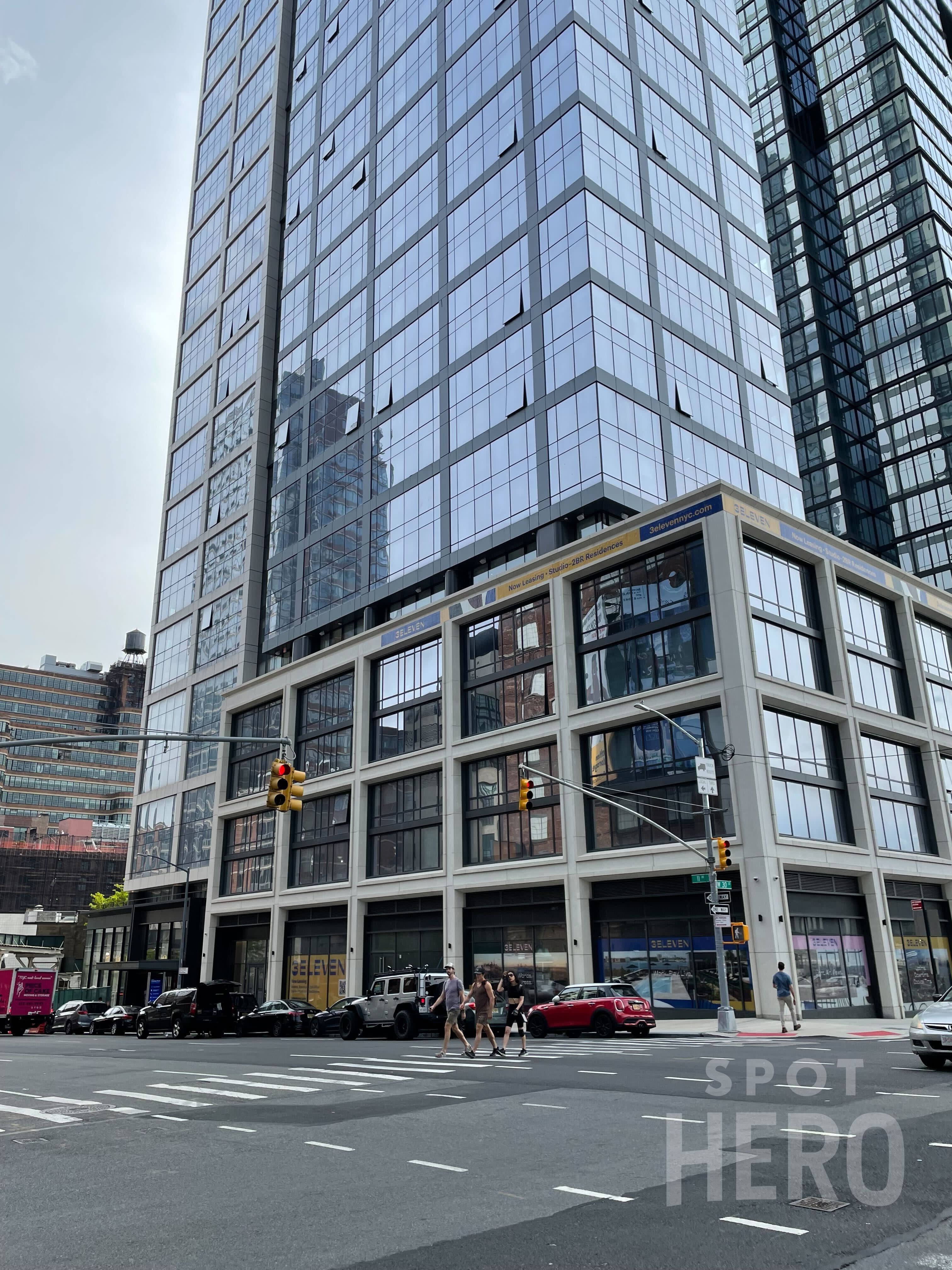 Photo of 601 W 29th St. (311 11th Ave) - Valet Garage