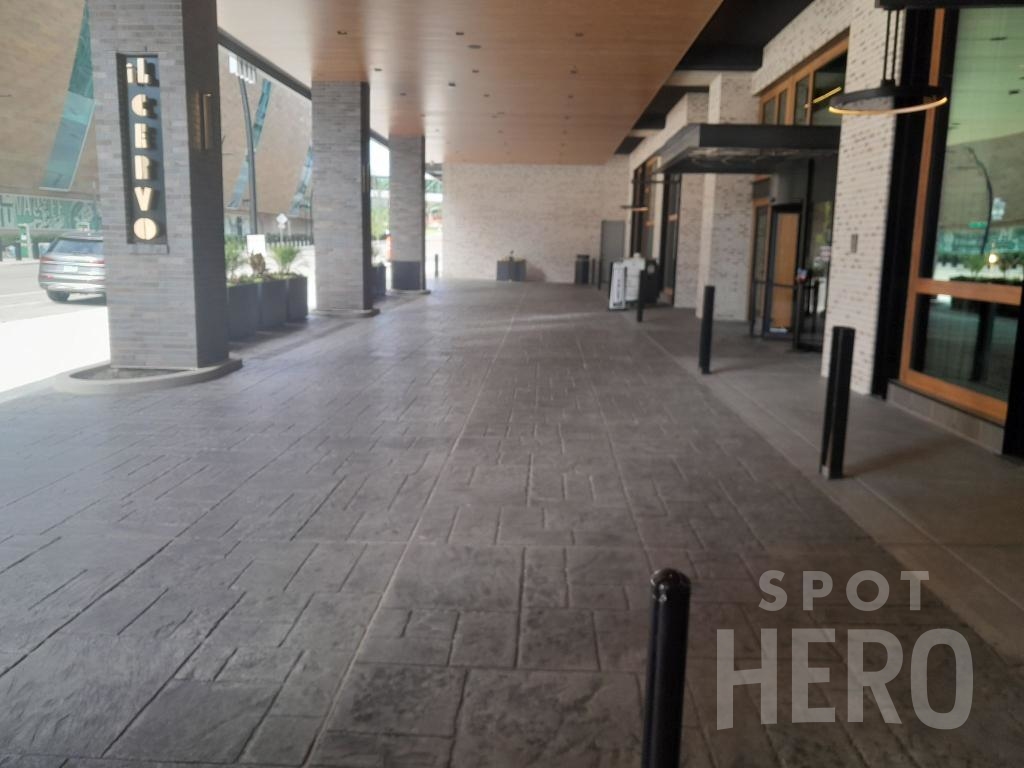 Photo of 420 W Juneau Ave. - Trade Milwaukee Valet