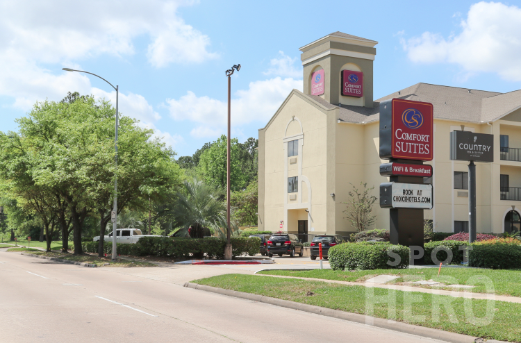 Photo of Comfort Suites - Uncovered Self Park