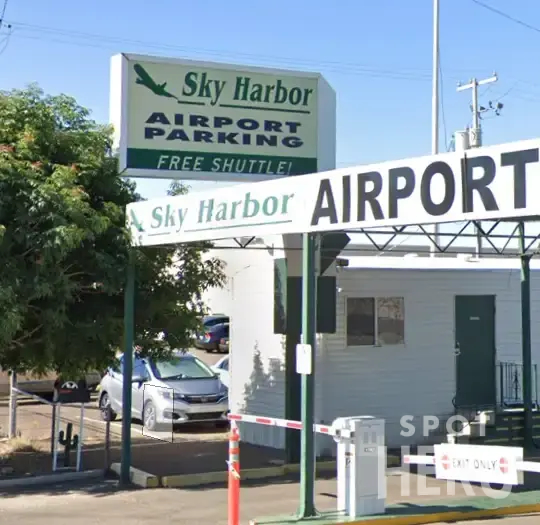 Photo of Sundance Airport Parking - Uncovered Self Park