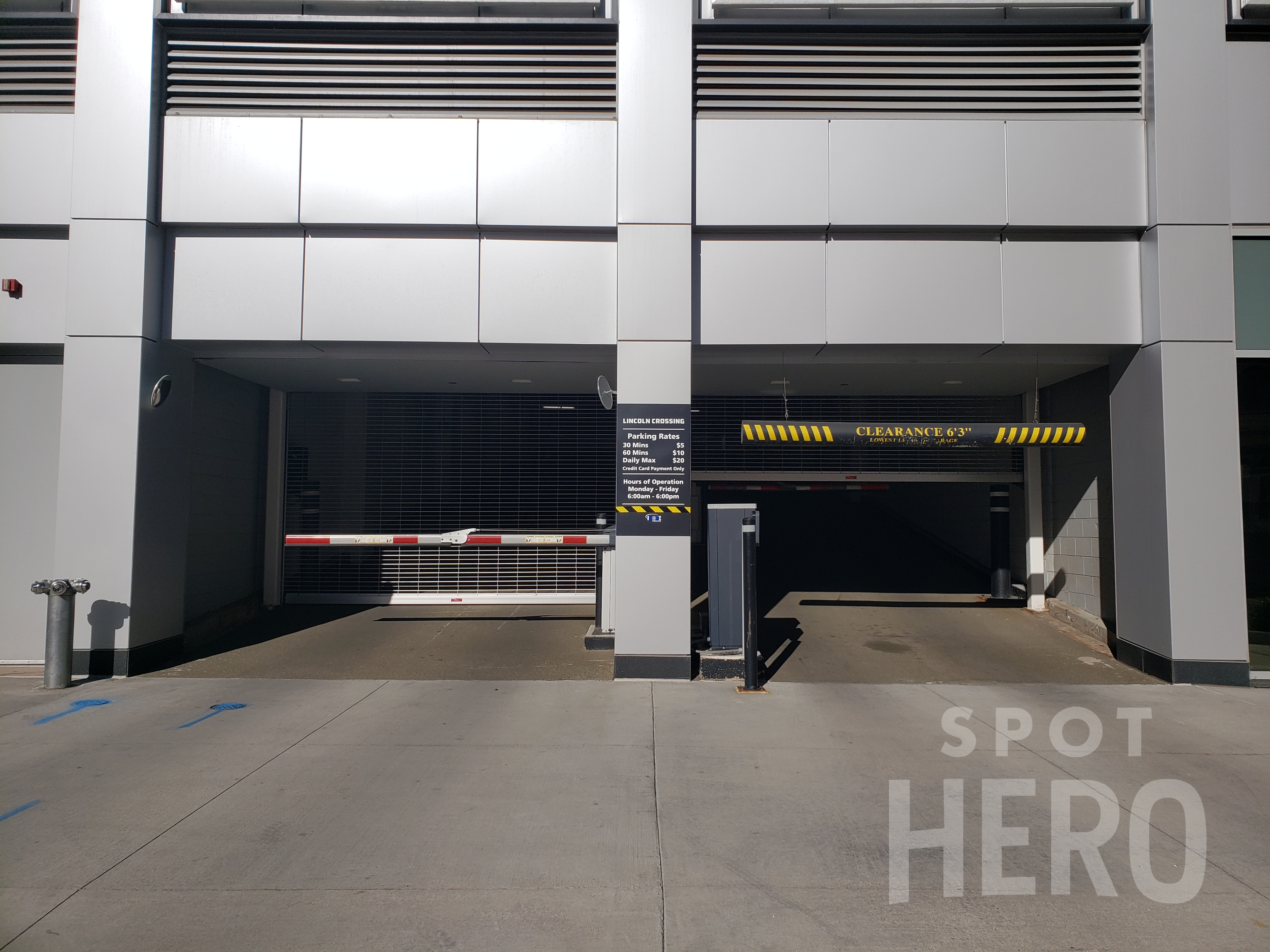 Photo of 1775 Sherman St. (1776 Lincoln St.) - Garage
