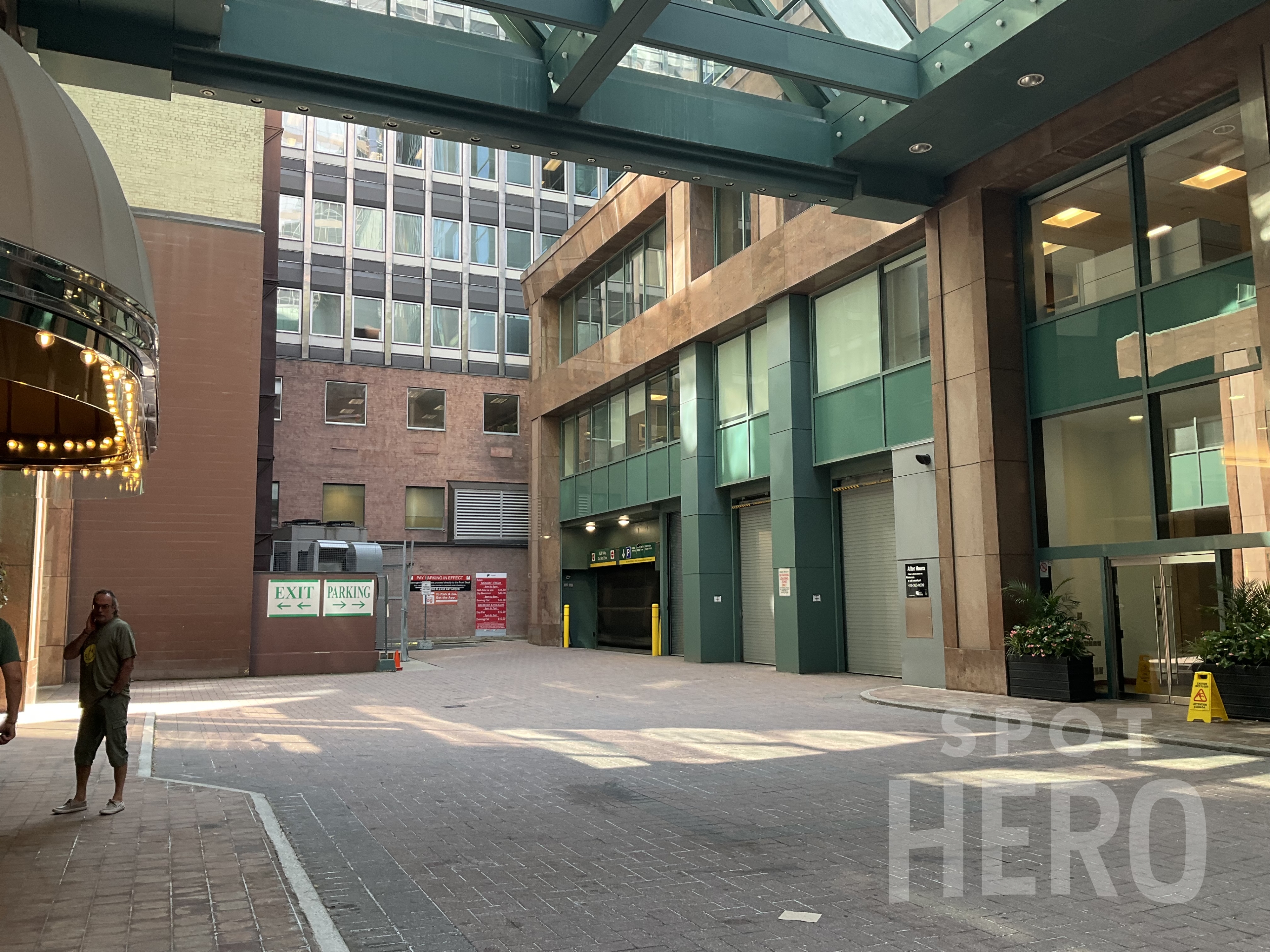 Photo of 15 Richmond St. E (151 Yonge St) - Lot 246