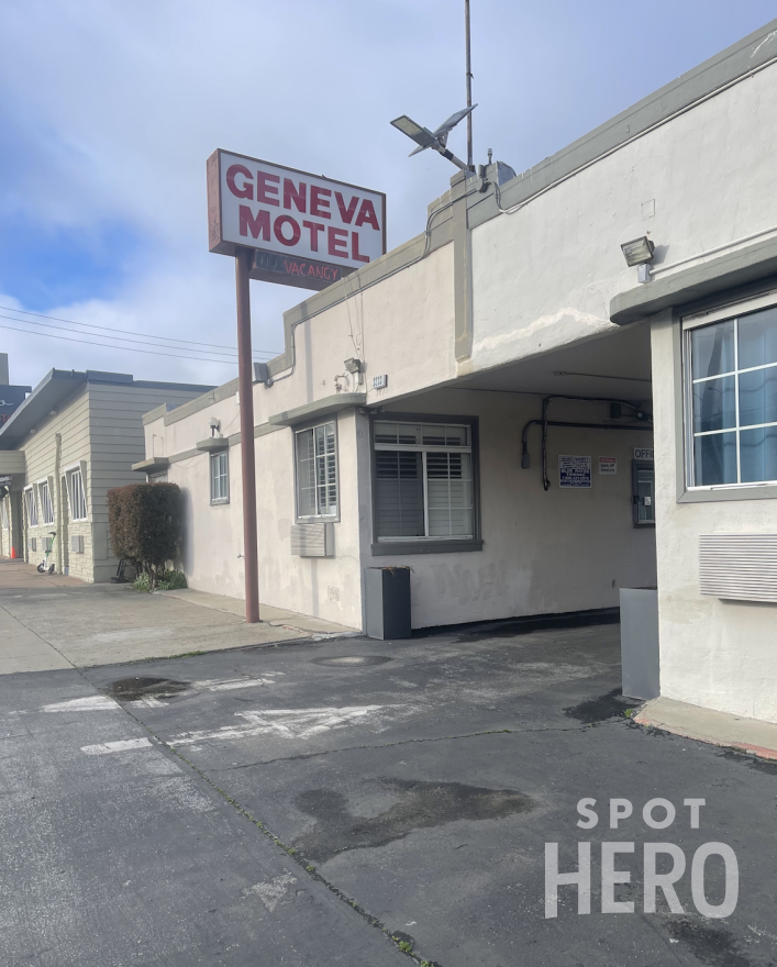 Photo of Geneva Motel SFO - Uncovered Self Park