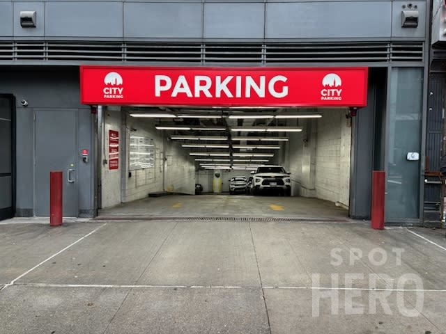 Photo of 222 E 34th St. - Valet Garage