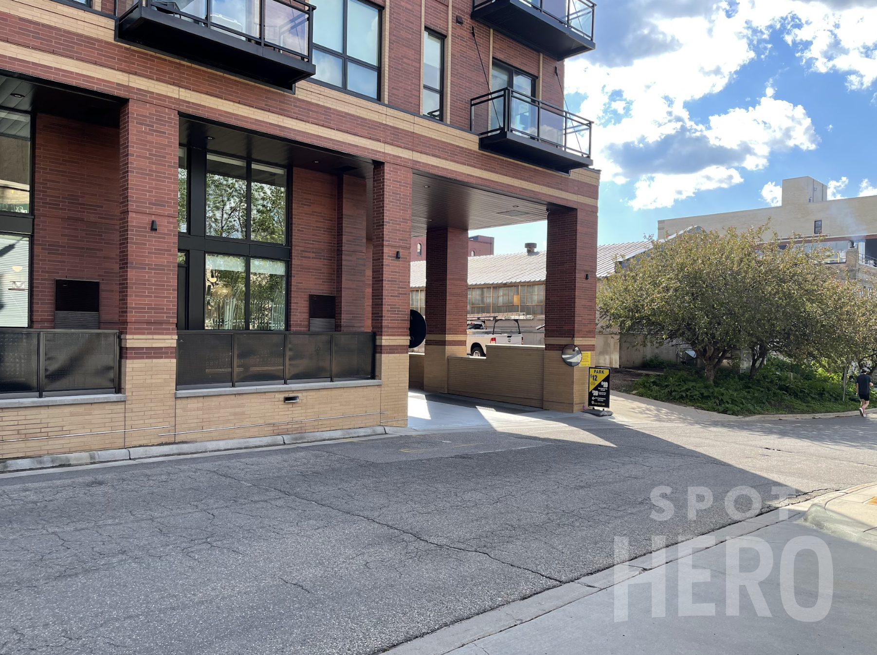 Photo of 110 N 1st St. - MN2134 - Archive Garage