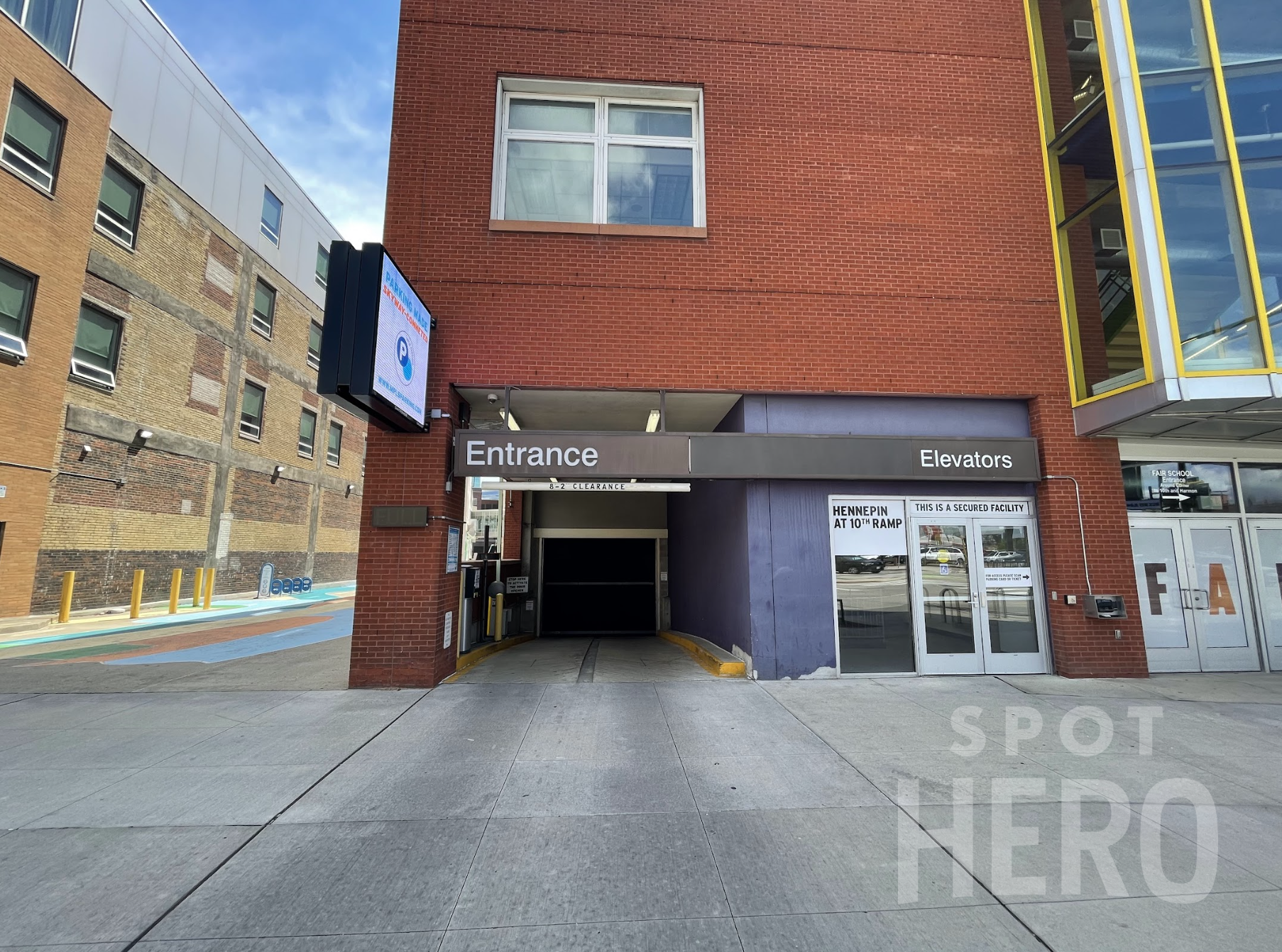 Photo of 935 Hennepin Ave. - Hennepin @ 10th Ramp Garage