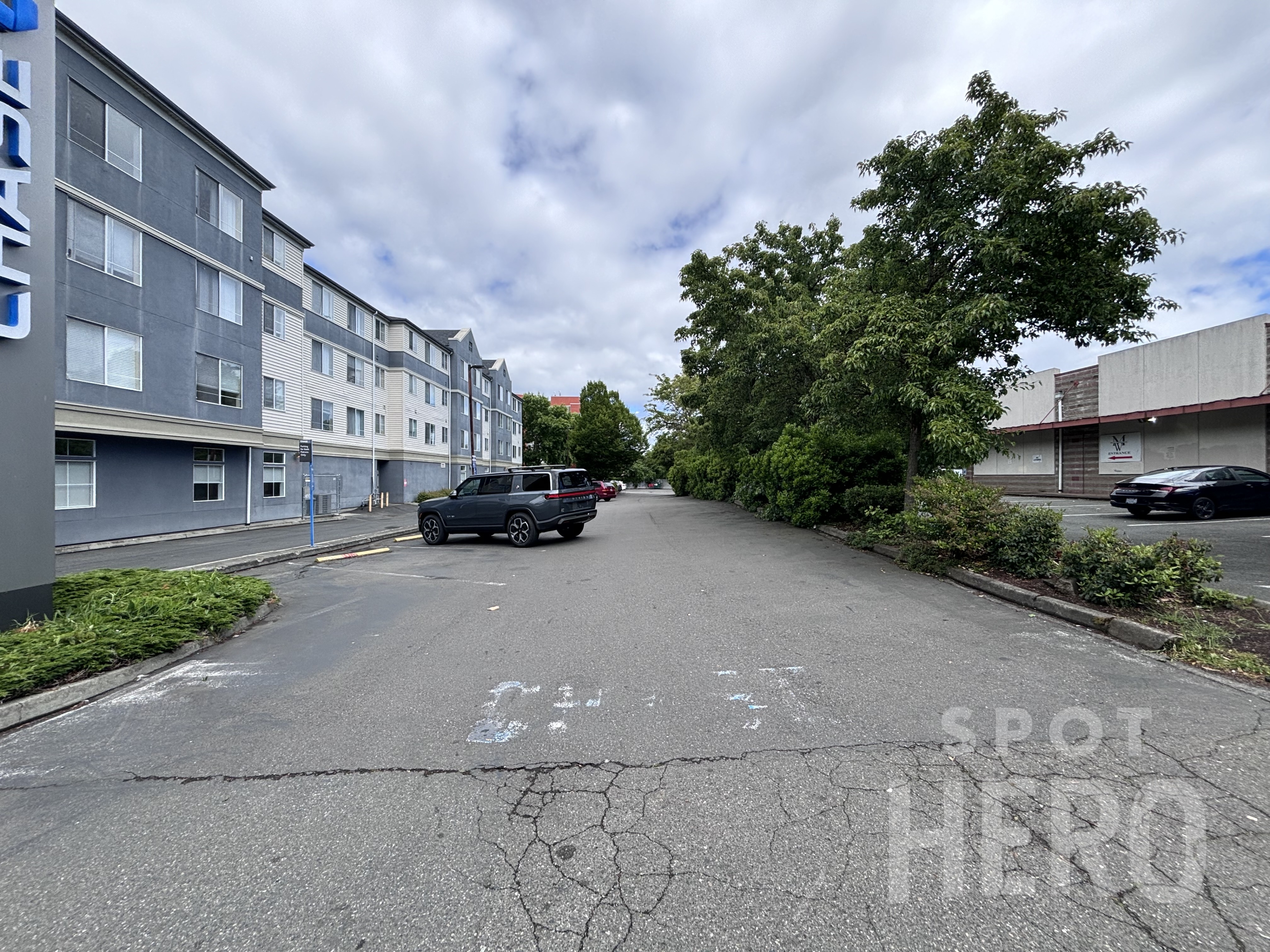 Photo of 520 NE Northgate Way - Chase Bank Lot