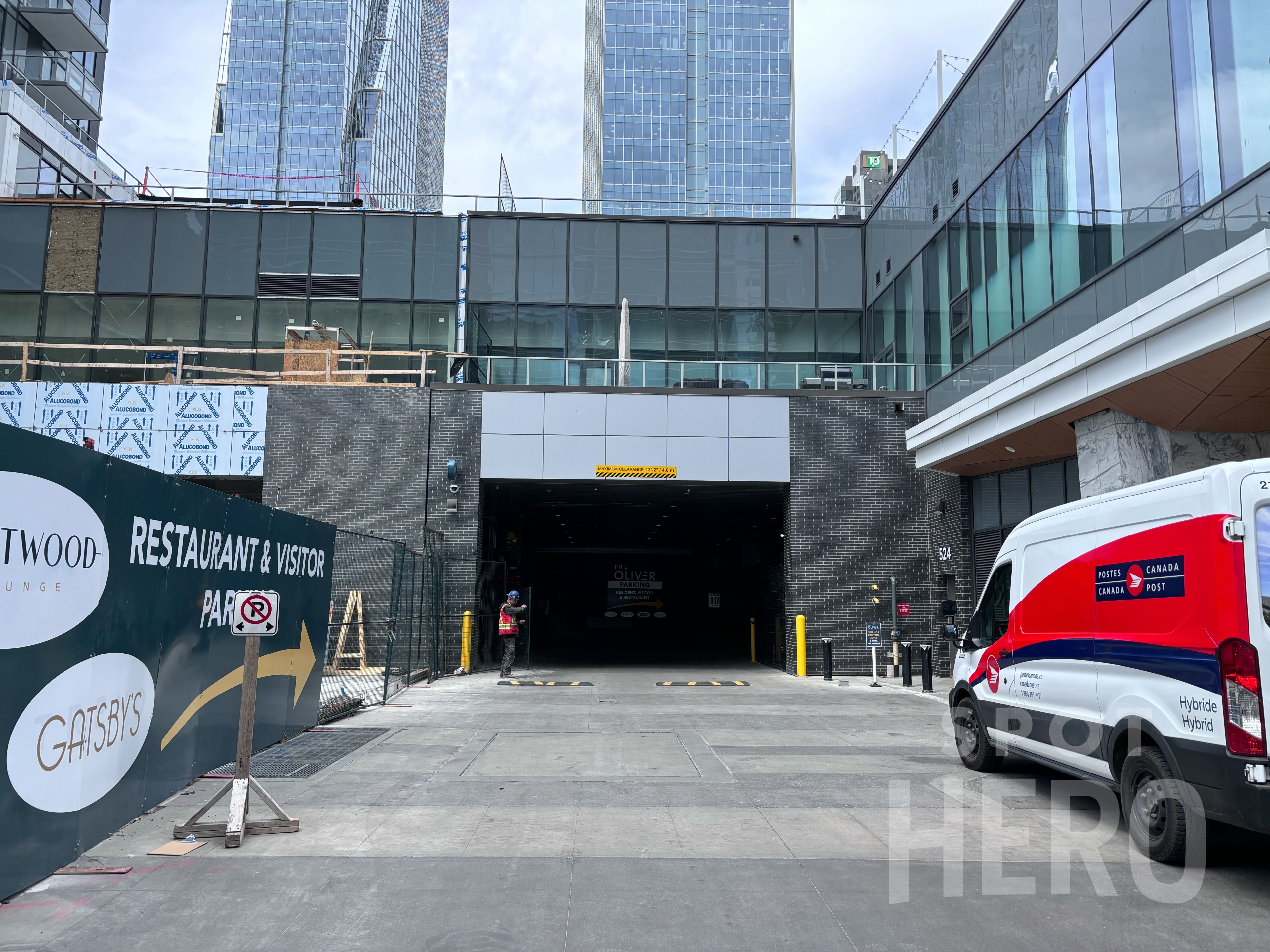 Photo of 524 10 Ave. SW - Oliver East Garage L3072