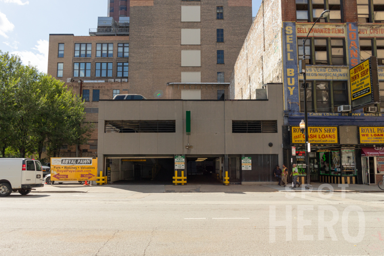 Photo of 430 S Clark St. Valet