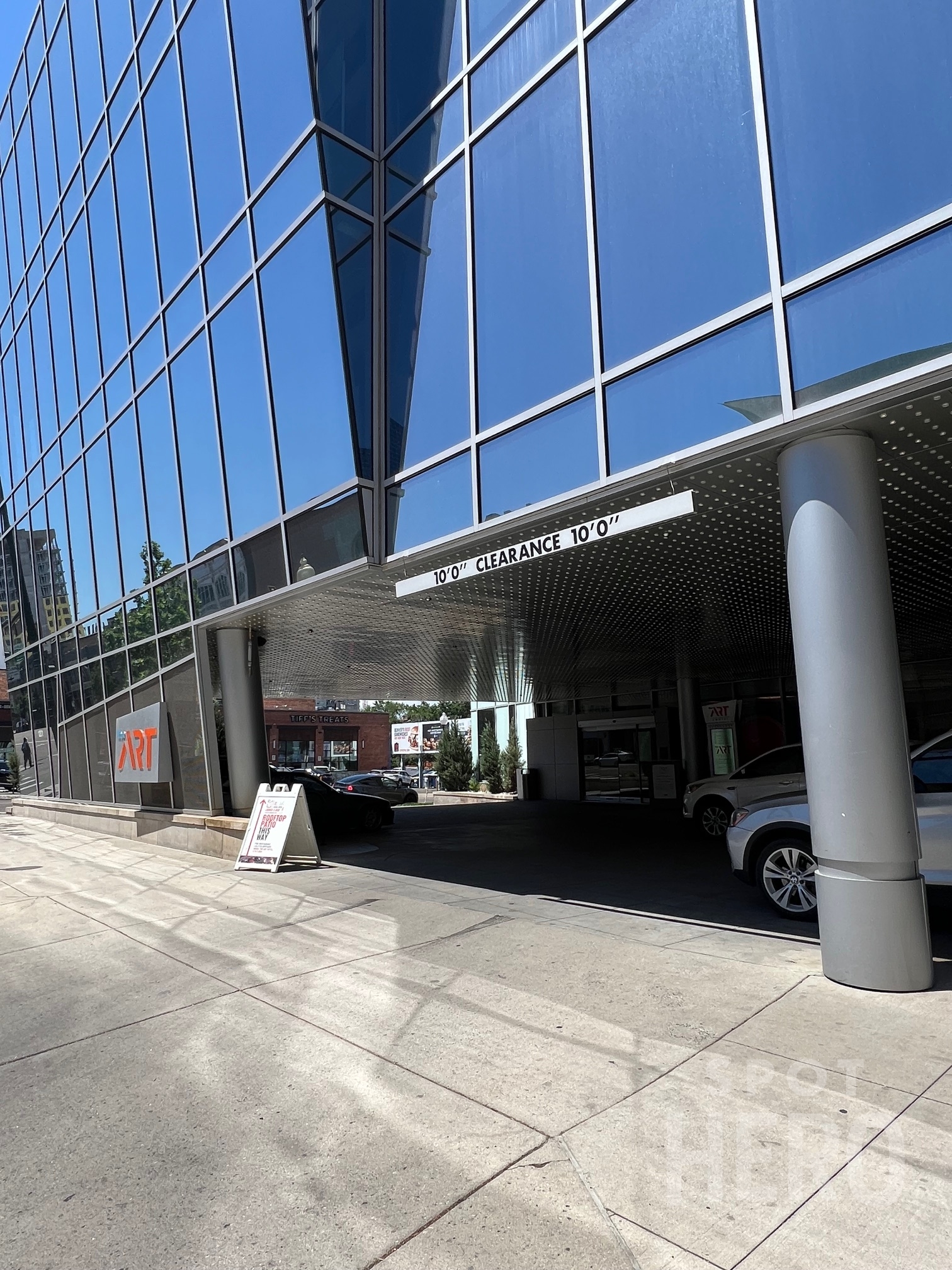Photo of 1201 N. Broadway - The Art Hotel Denver Valet