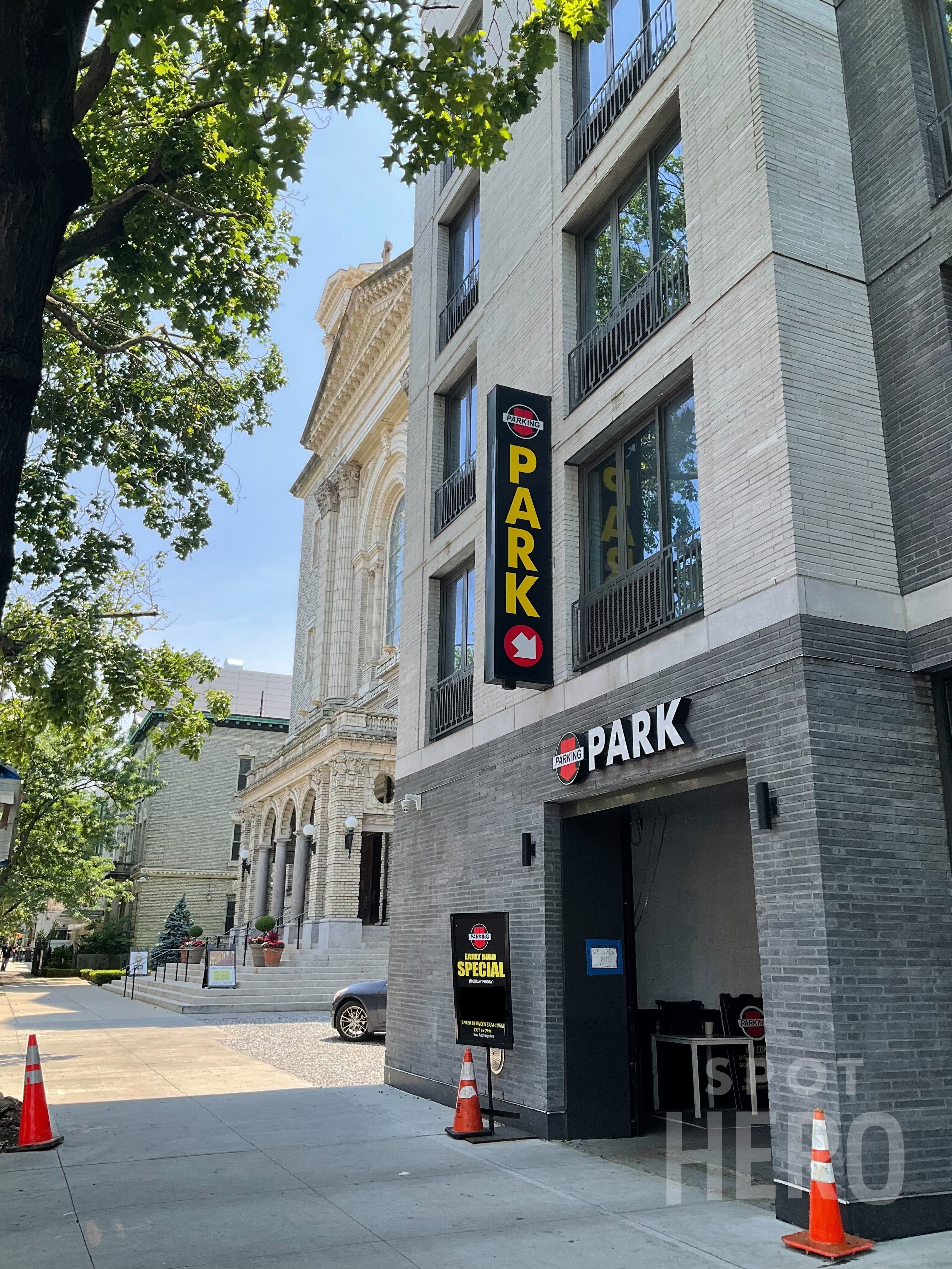 Photo of 834 Pacific St. - Valet Garage