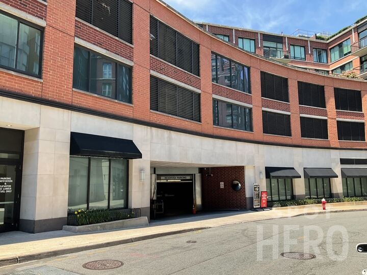 Photo of 1100 Maxwell Ln. - 1100 Maxwell Place Garage