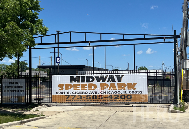 Photo of Midway SpeedPark North - Uncovered Valet