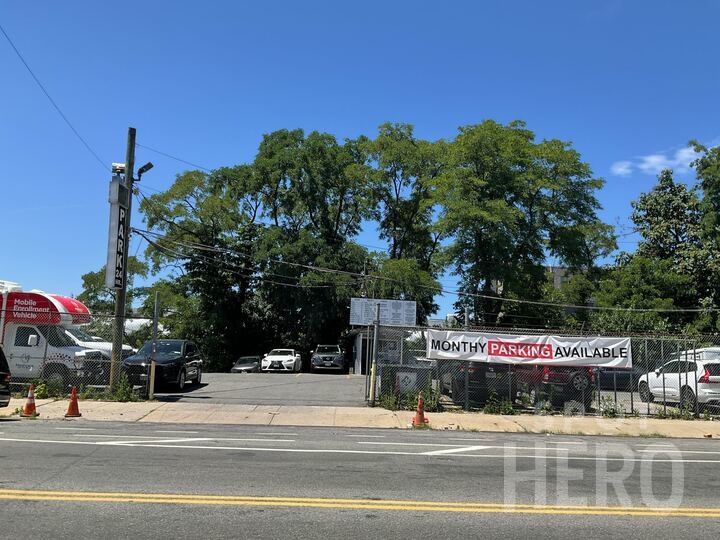 Photo of 941 Garrison Ave. - Lot