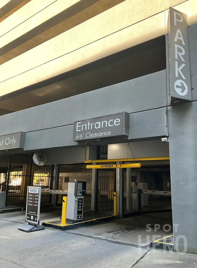 Photo of 1569 Perdido St. (1555 Poydras St.) - Garage