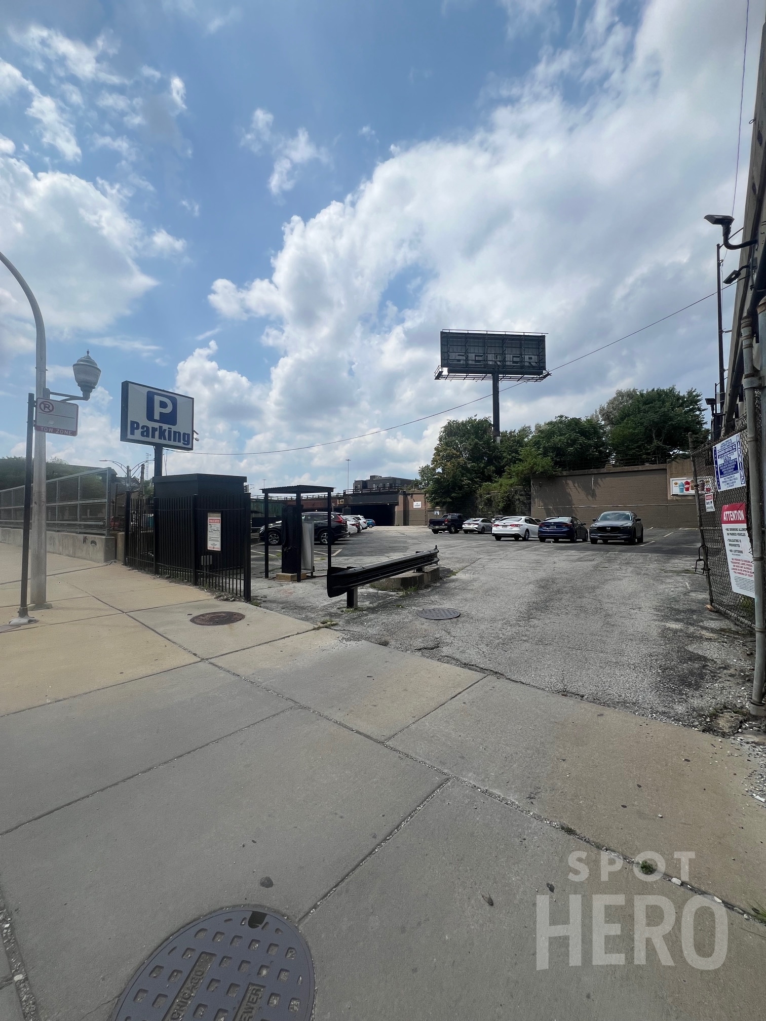 Photo of 810 W Kinzie