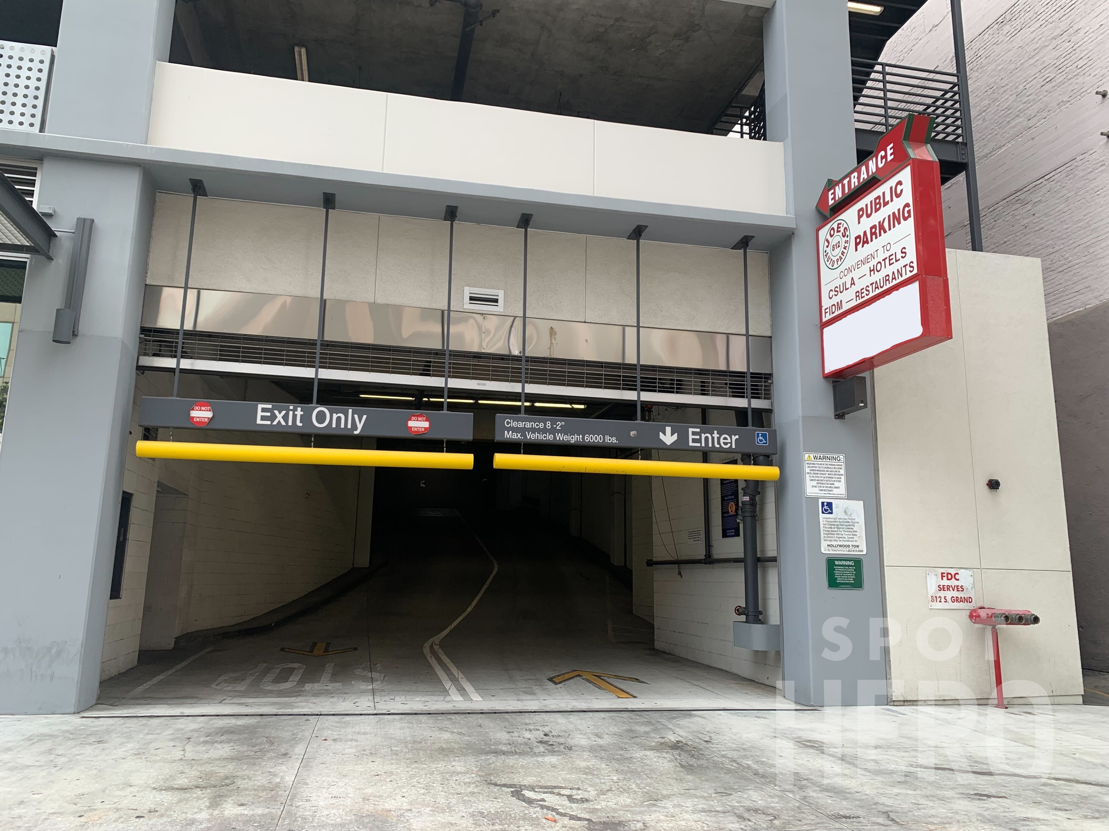 Photo of 812 S Grand Ave. - Garage